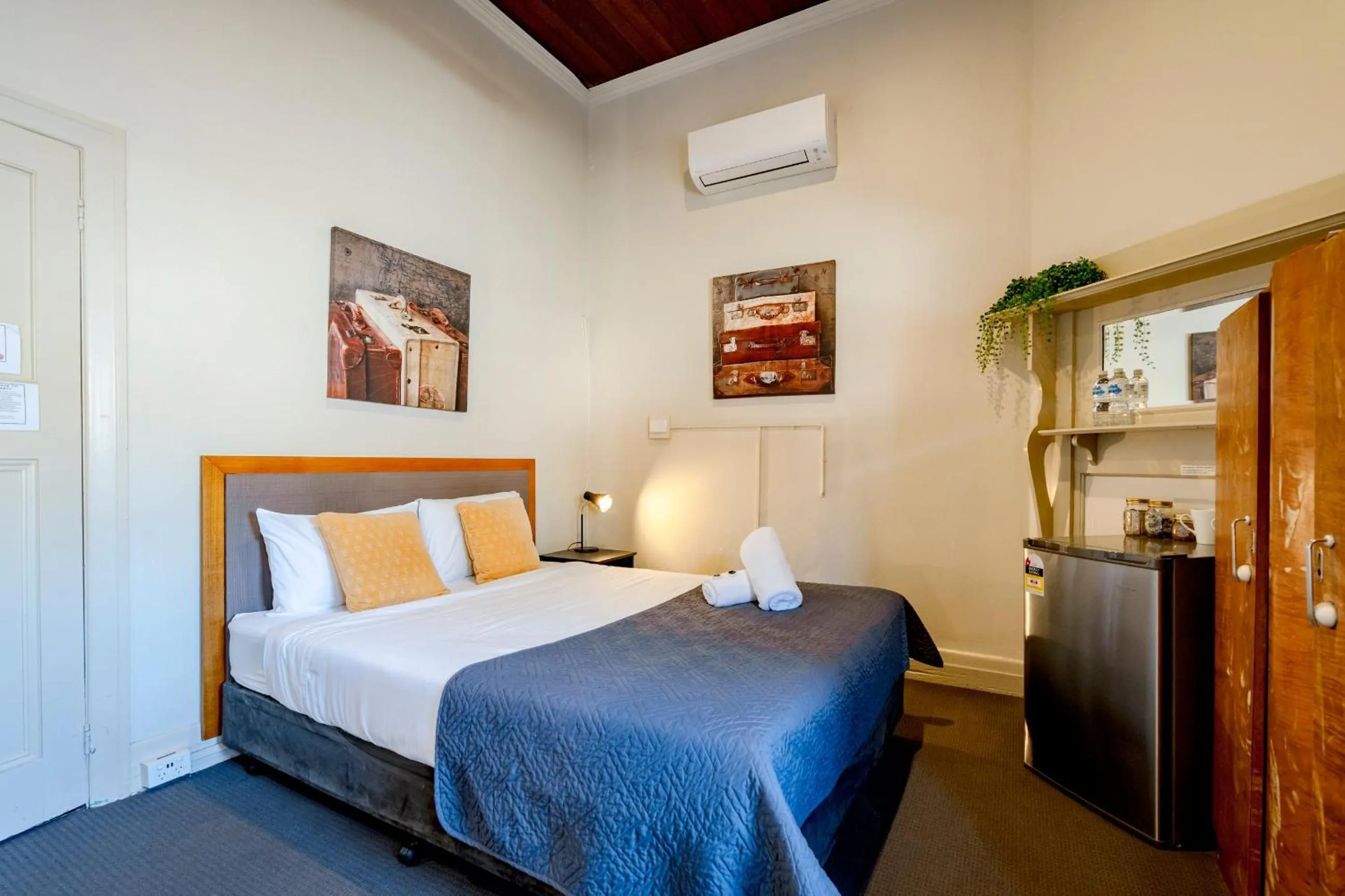 Bed in Delatite Hotel