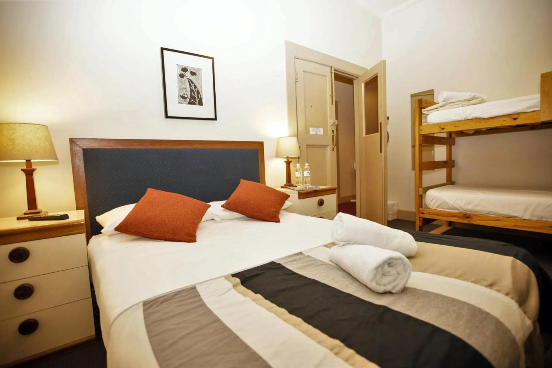 Bed in Delatite Hotel