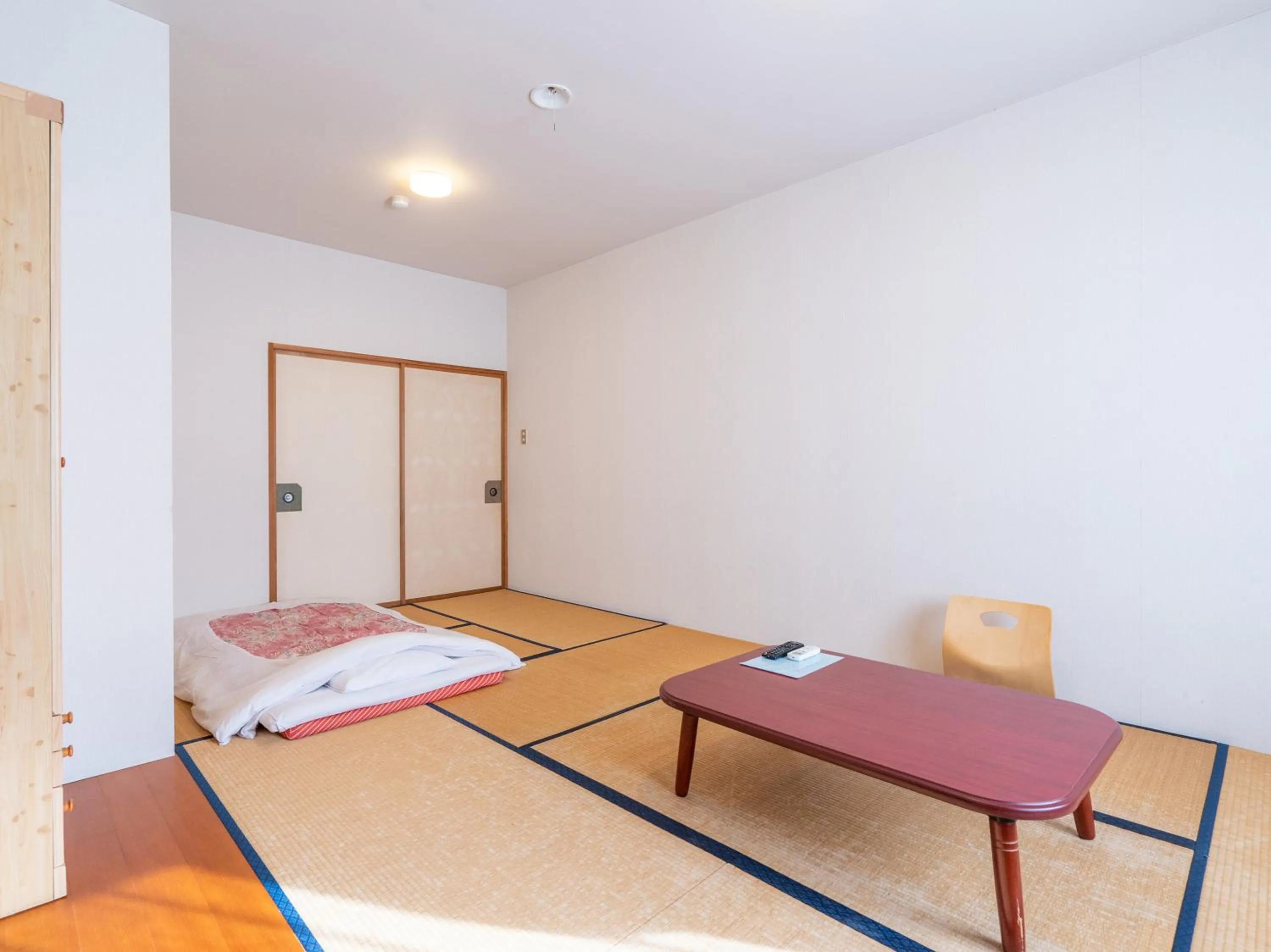 Photo of the whole room, Bed in Kitakaruizawa Kogen Hotel