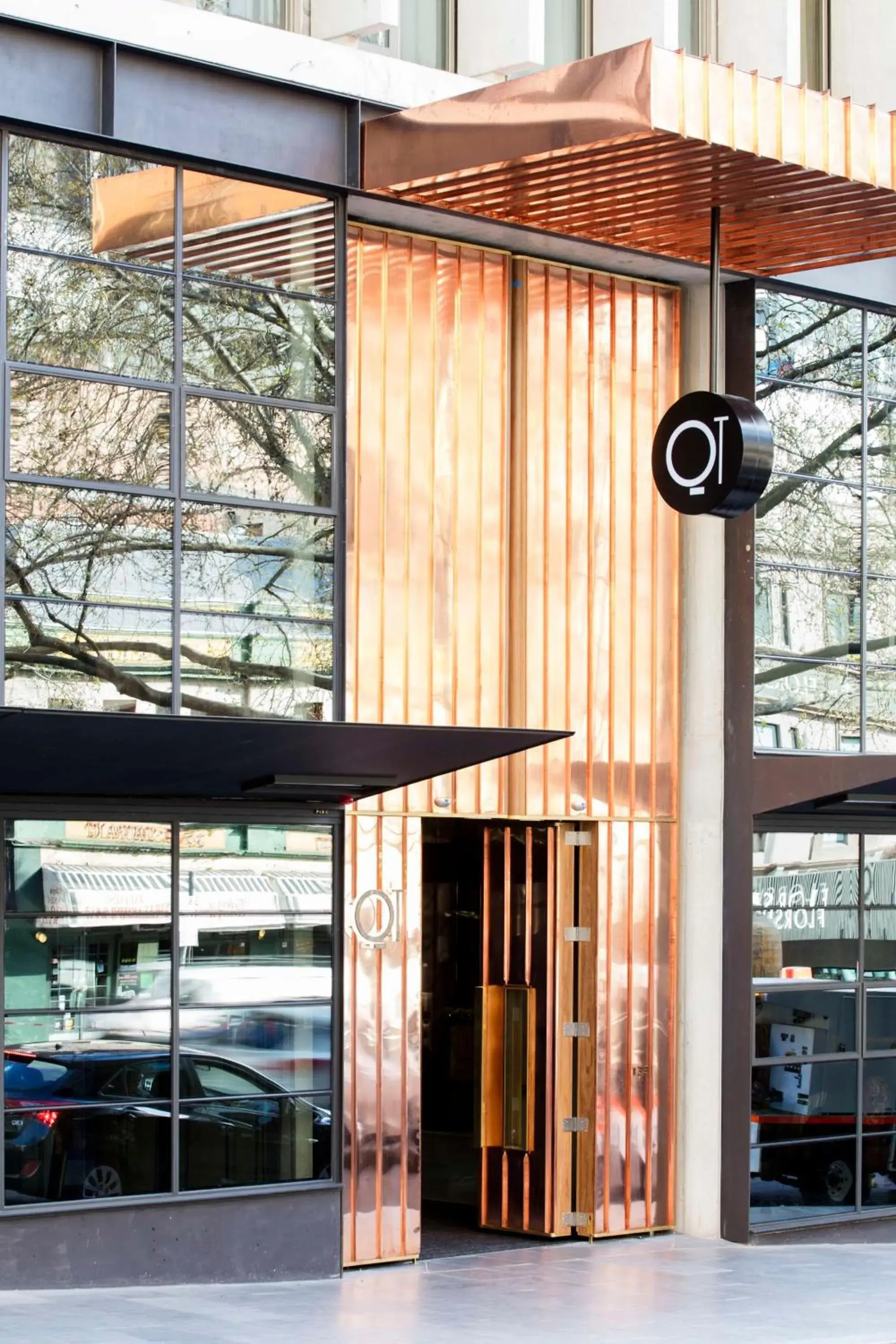 Property building in QT Melbourne Property building in QT Melbourne