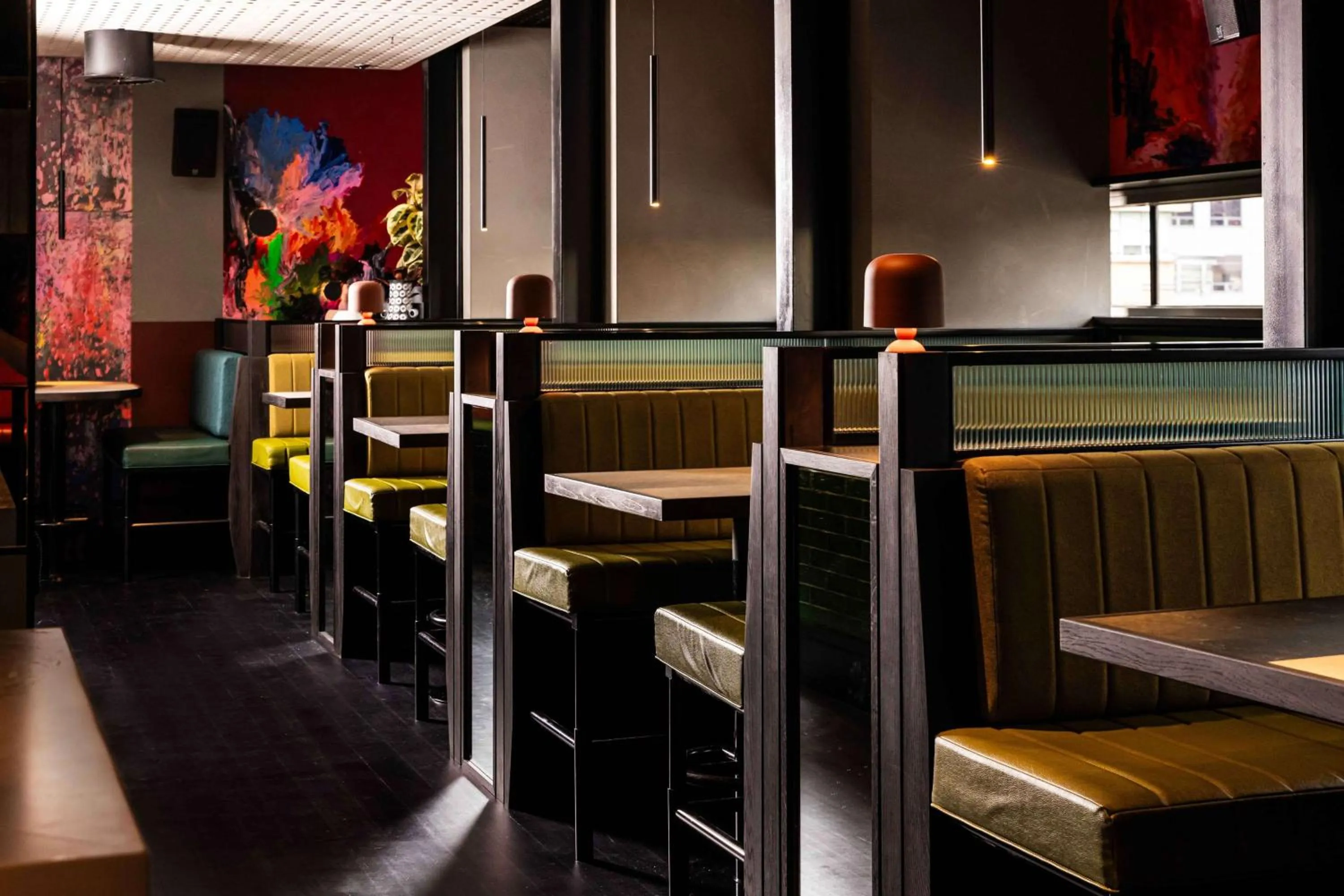 Lounge or bar in QT Melbourne