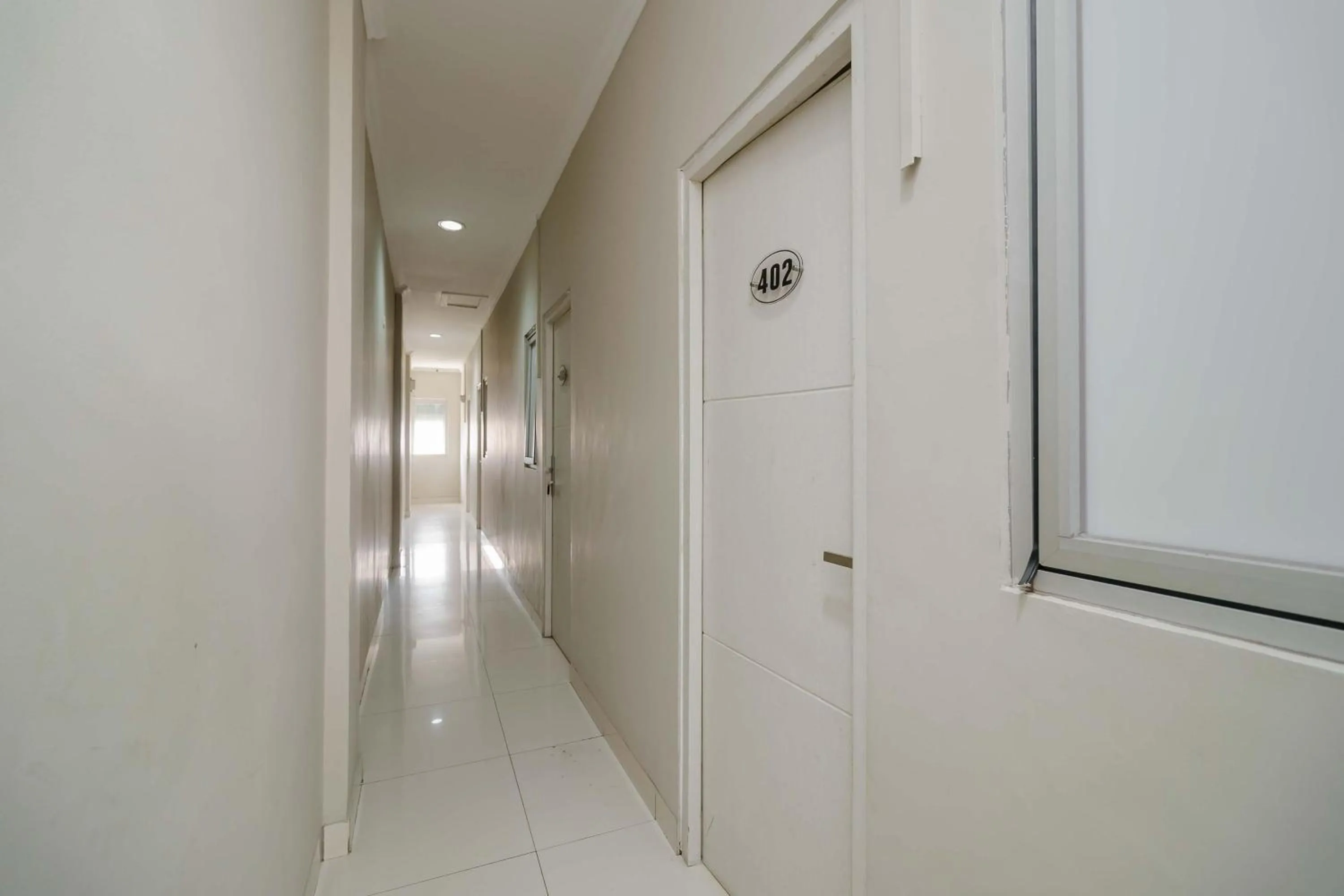 Property building in RedDoorz @ Mangga Besar 2