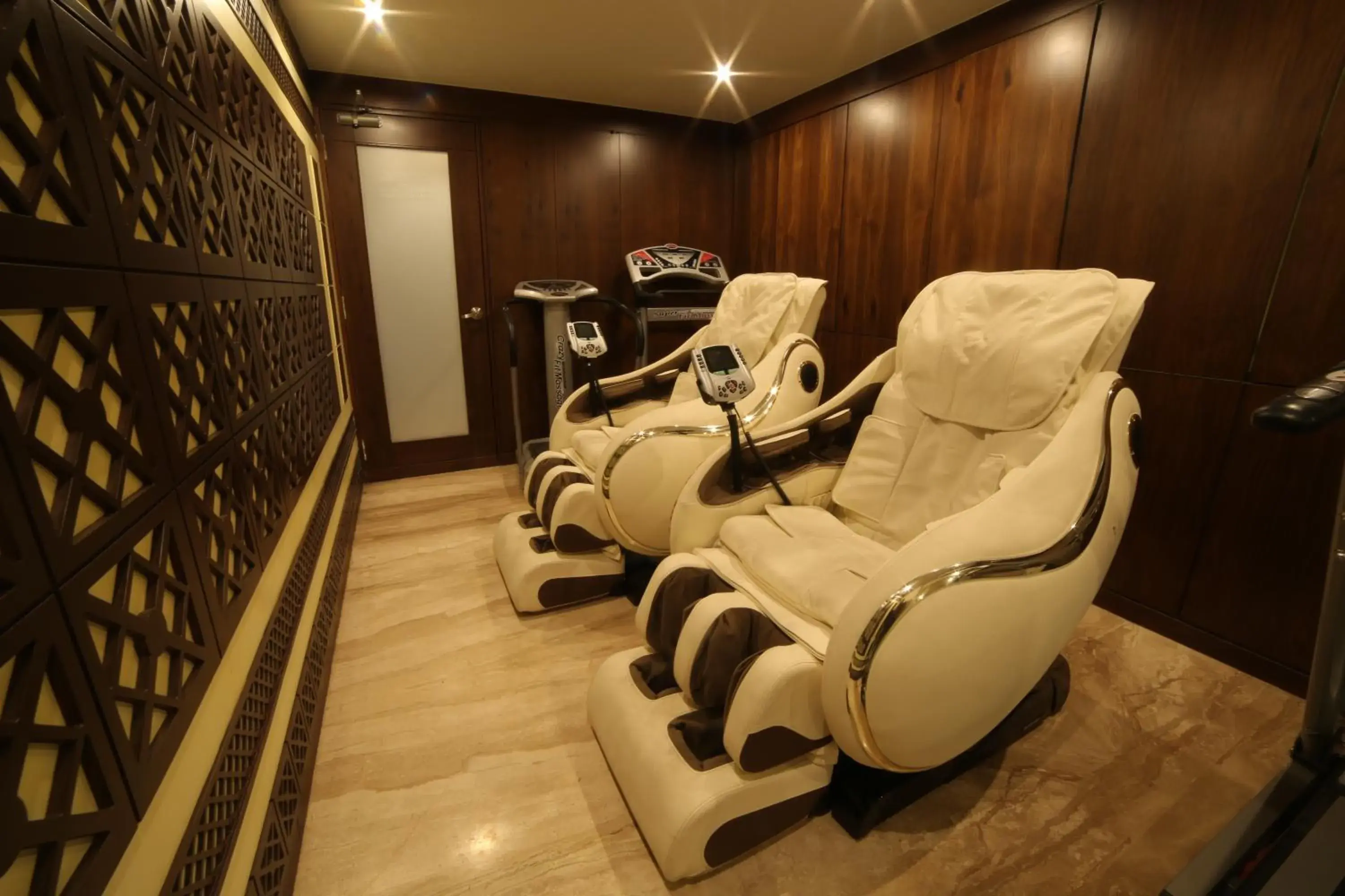 Fitness centre/facilities in Hotel Grand Pragati Fitness centre/facilities in Hotel Grand Pragati