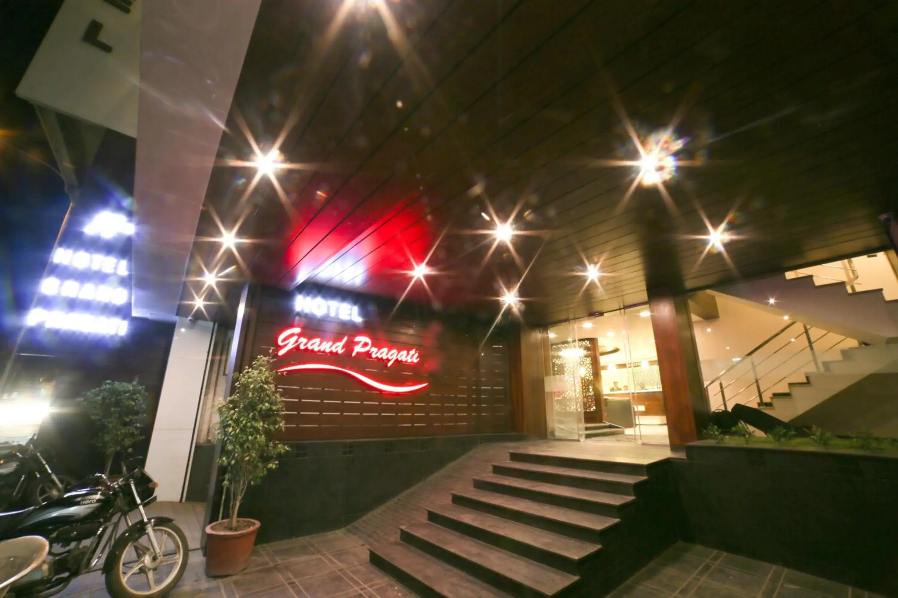 Property building in Hotel Grand Pragati Property building in Hotel Grand Pragati