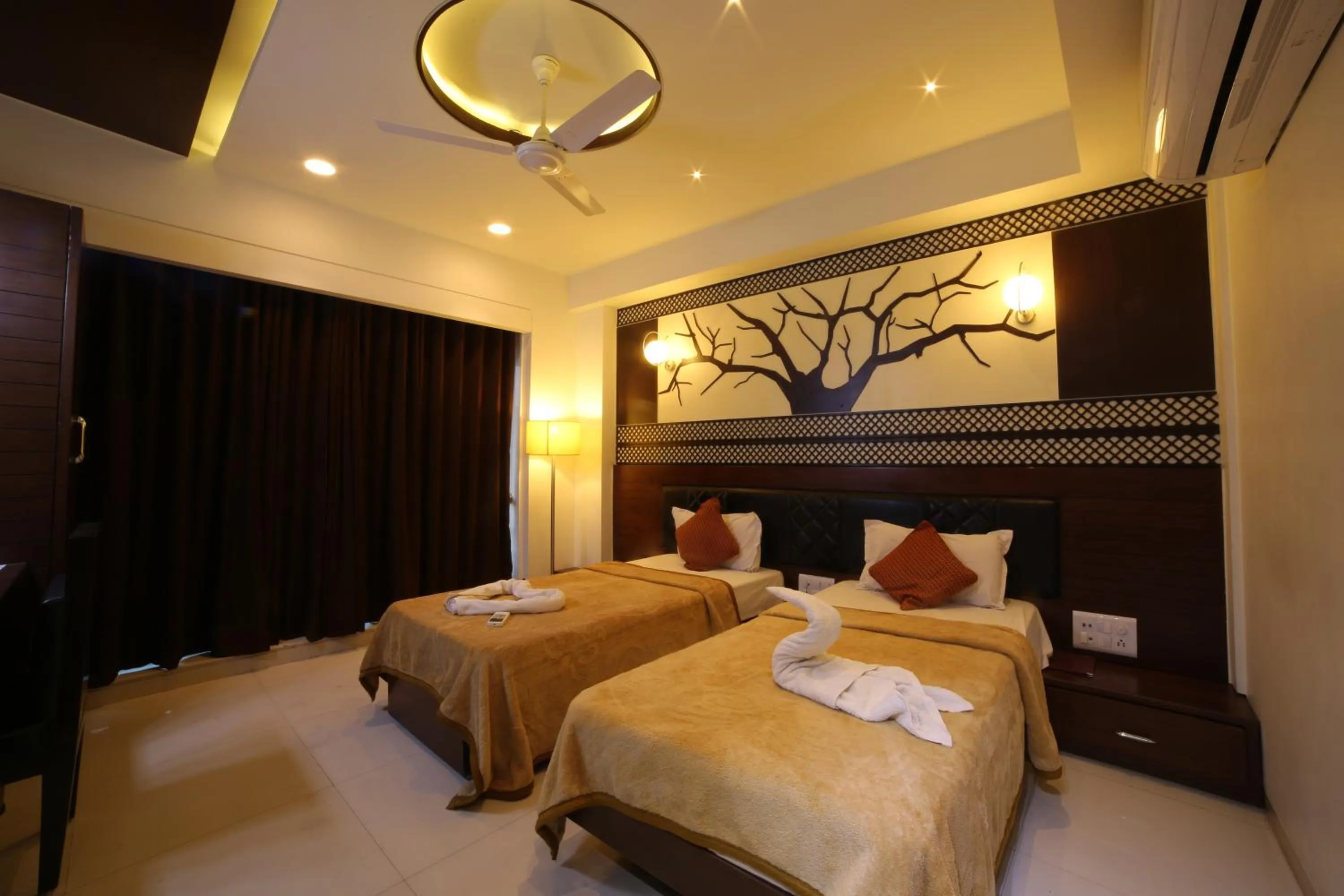 cot, Bed in Hotel Grand Pragati