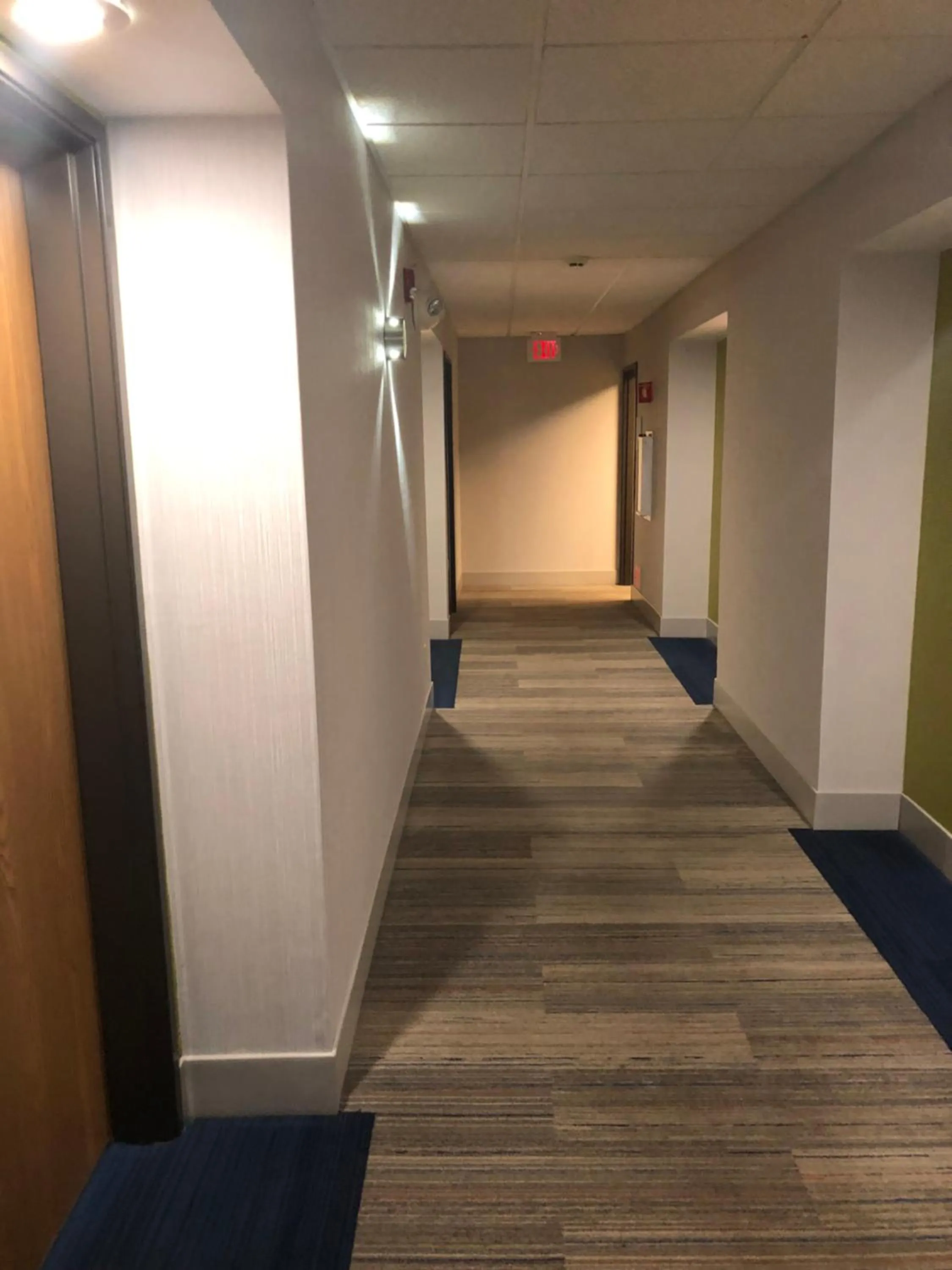 Property building in Holiday Inn Express Mt. Vernon by IHG