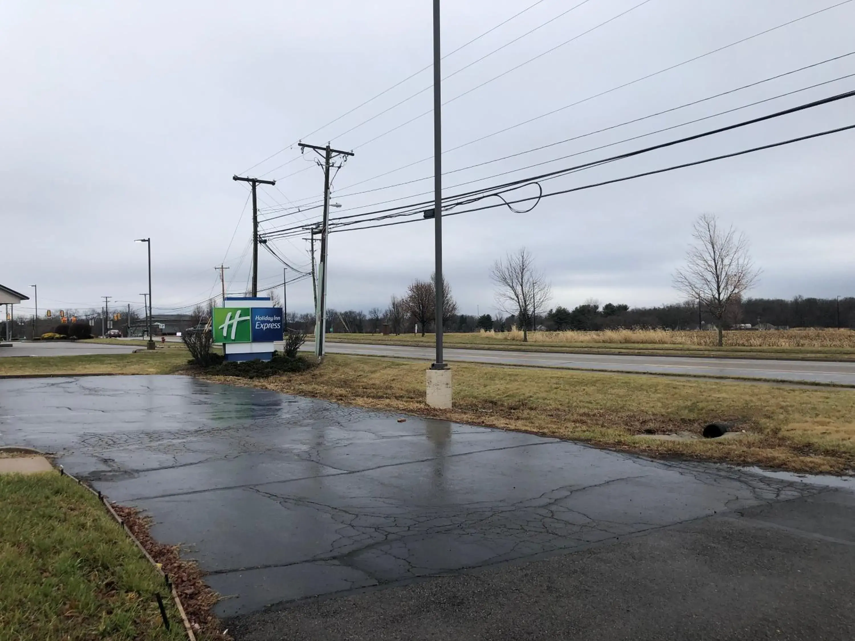 Street view in Holiday Inn Express Mt. Vernon by IHG Street view in Holiday Inn Express Mt. Vernon by IHG
