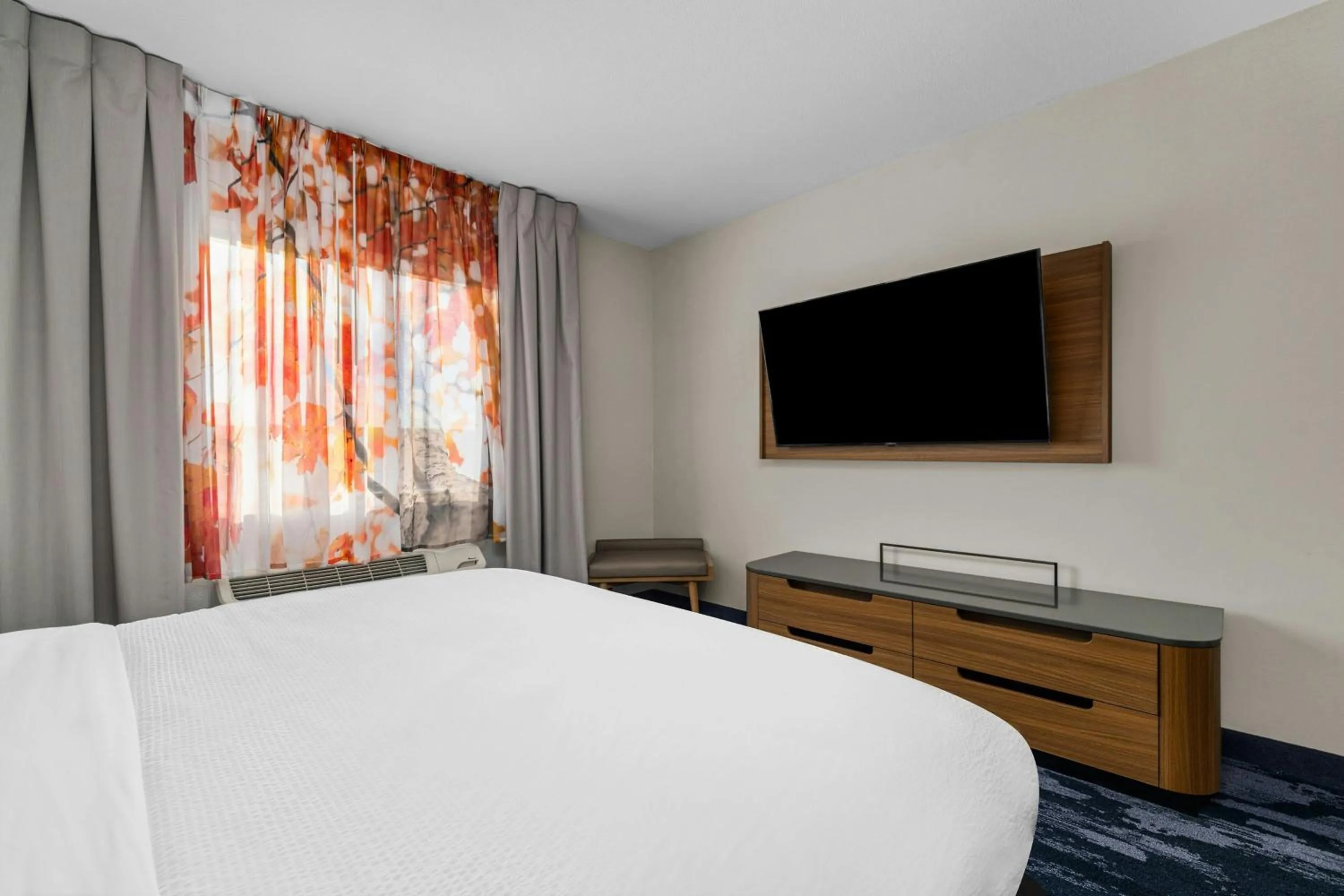 Photo of the whole room, Bed in Fairfield Inn & Suites Billings