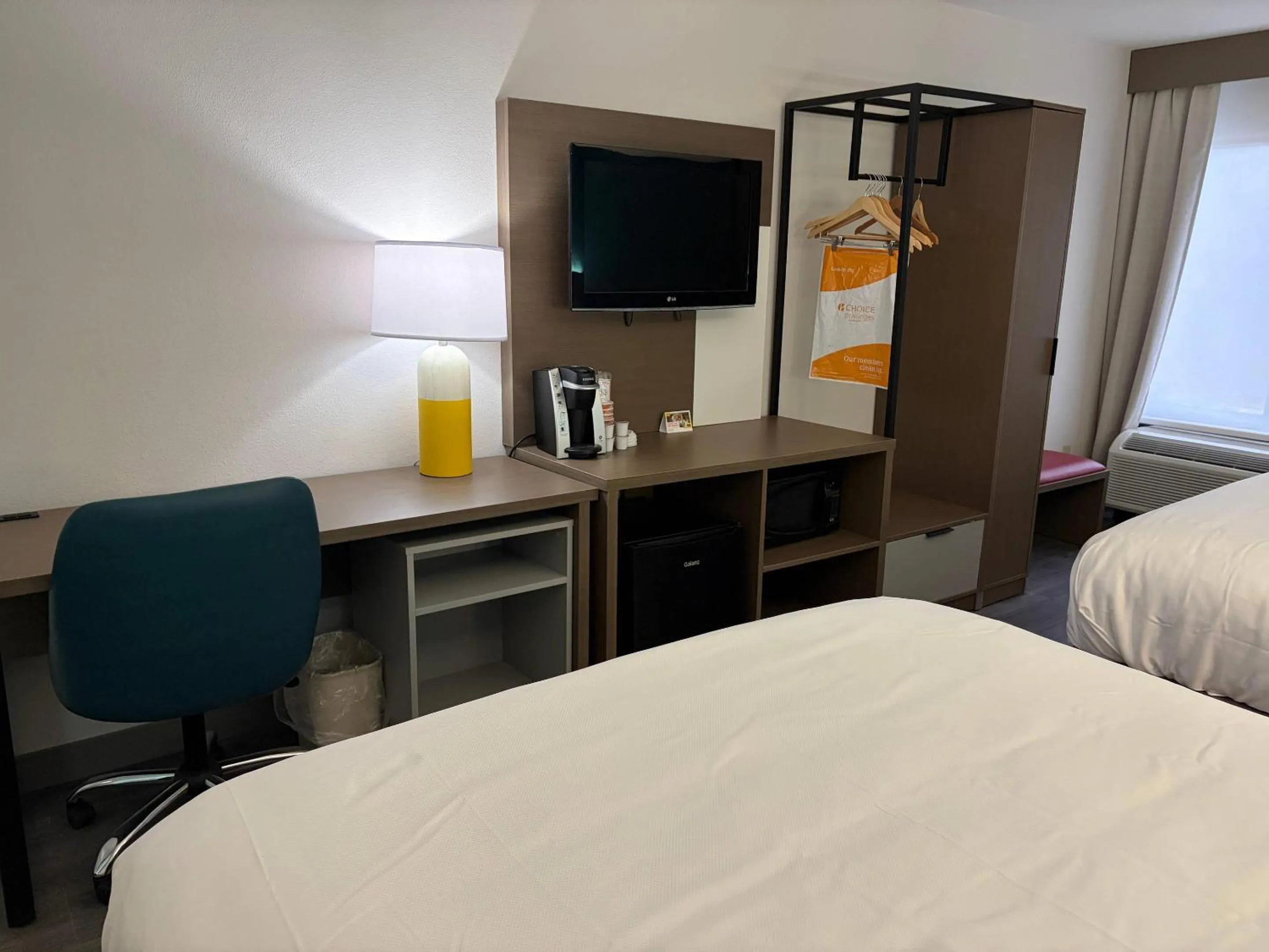 Bedroom, Bed in Comfort Inn & Suites