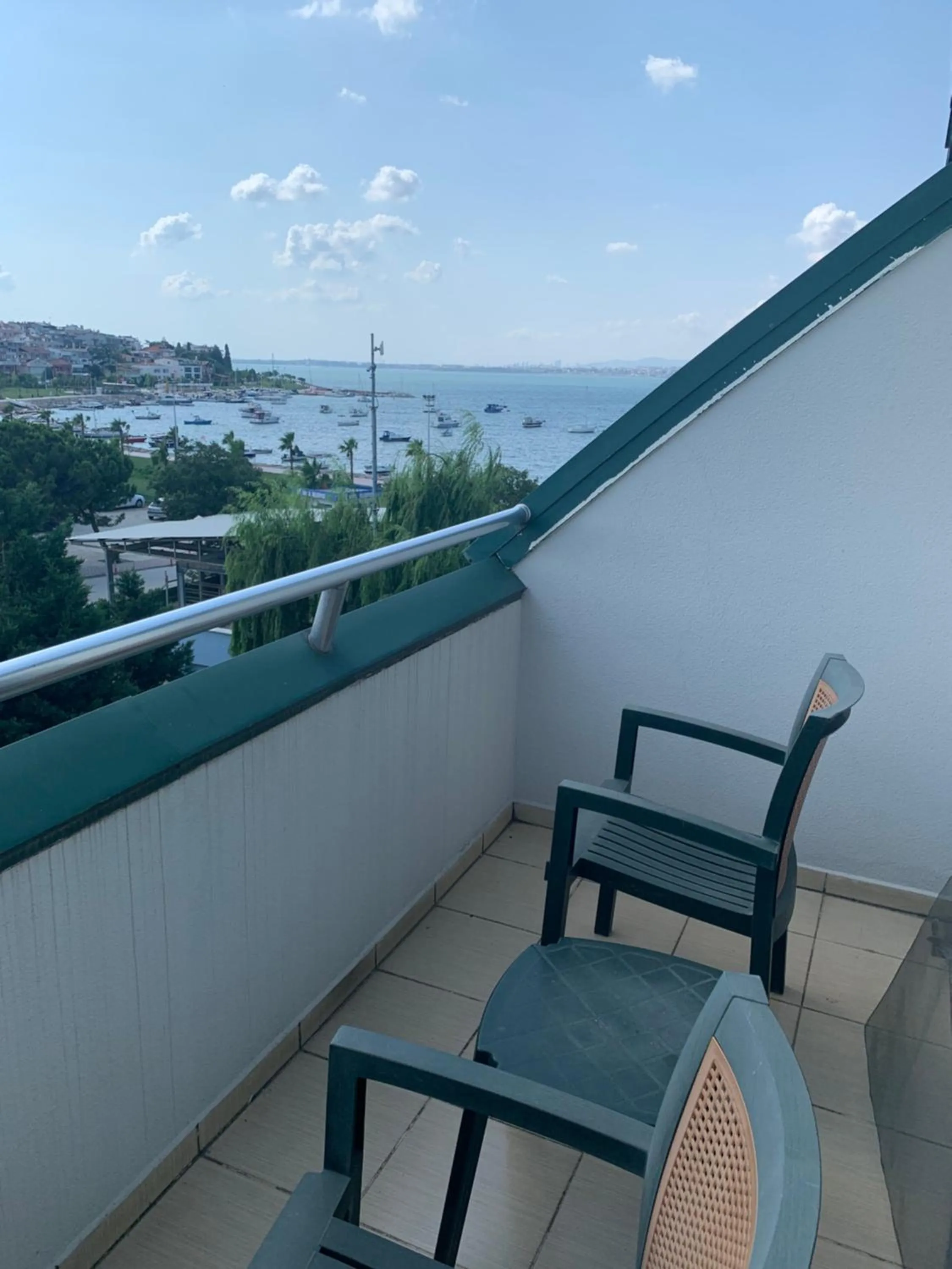 Sea view in Hotel Hegsagone Marine Asia