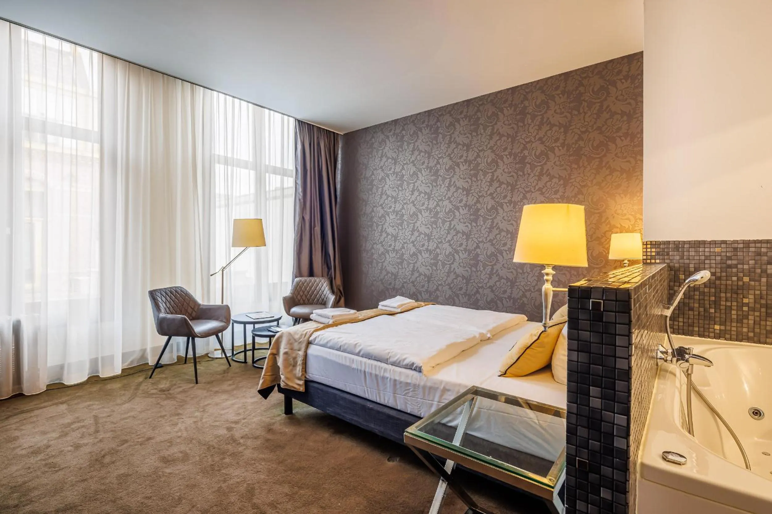 Bed in Grand Hotel Alkmaar