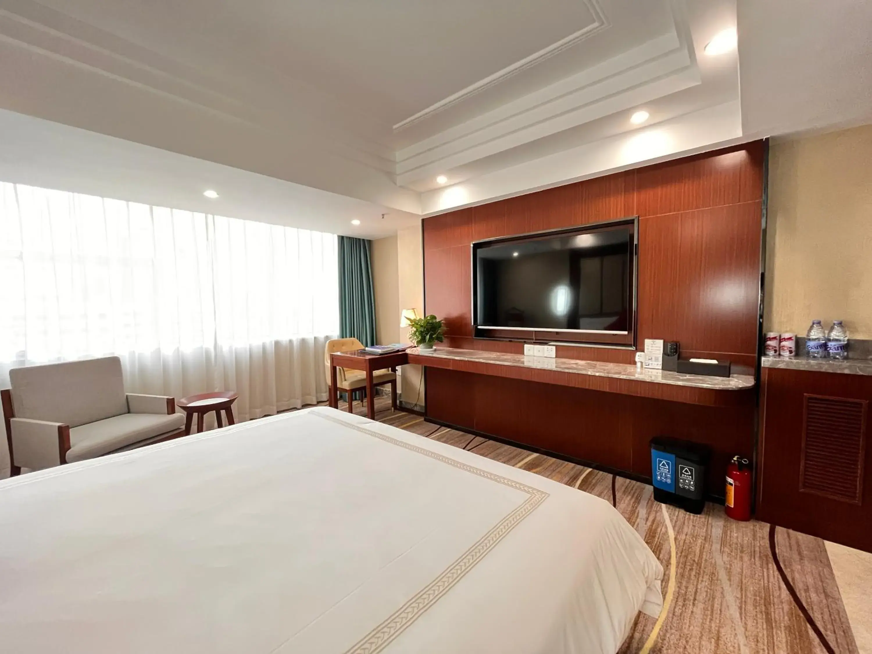 Premium Queen Room in Skyline Plaza Hotel Guangzhou Premium Queen Room in Skyline Plaza Hotel Guangzhou