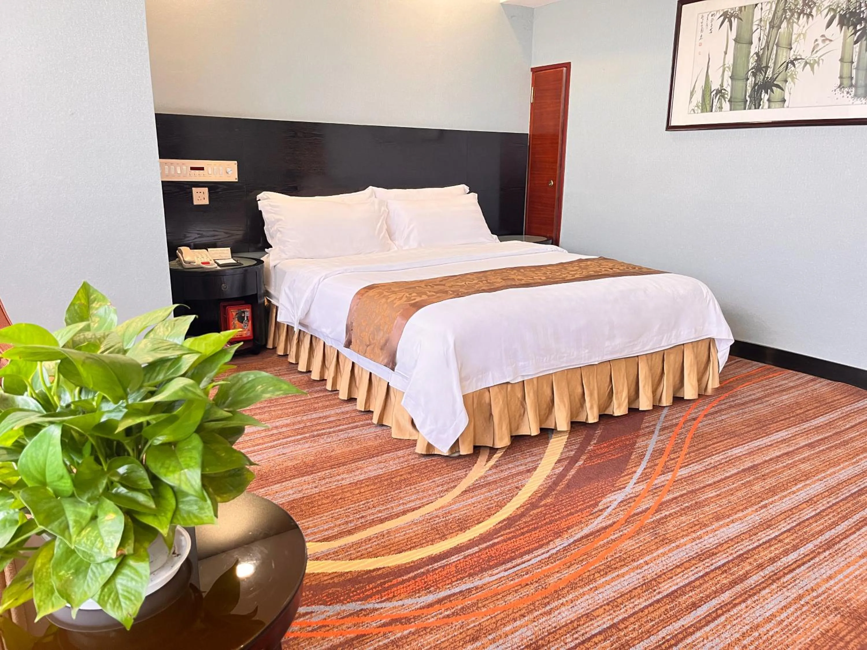 Photo of the whole room in Skyline Plaza Hotel Guangzhou