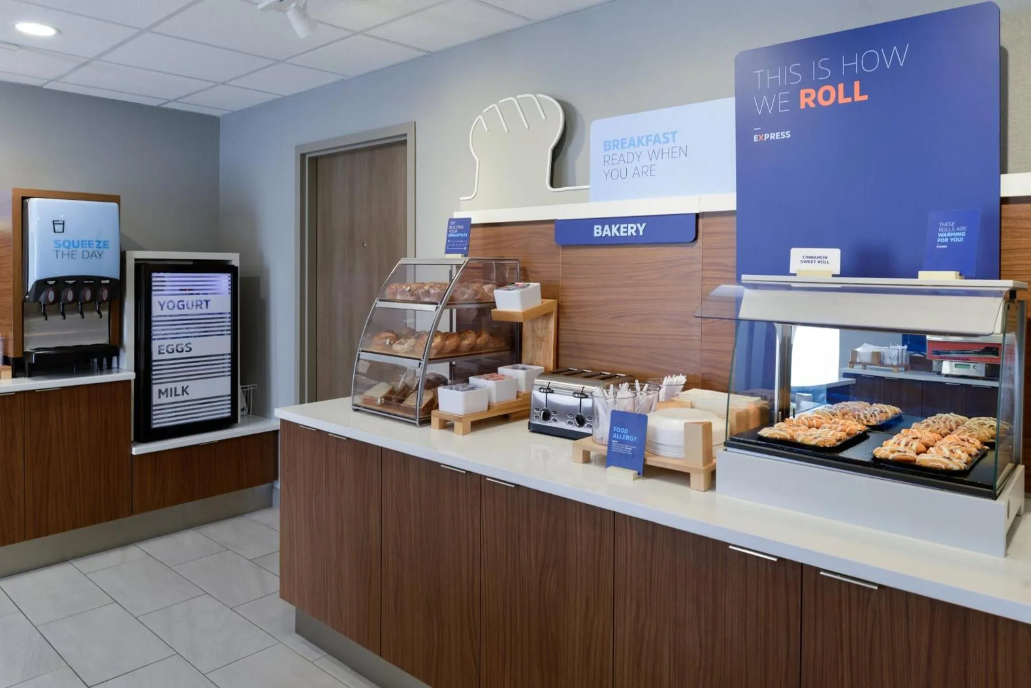 Breakfast in Holiday Inn Express Hotel and Suites Marysville by IHG