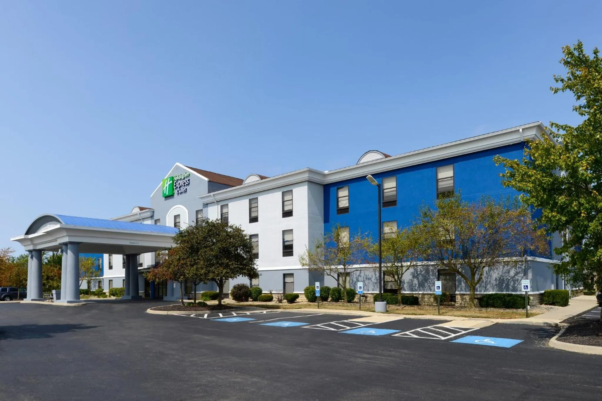 Property building in Holiday Inn Express Hotel and Suites Marysville by IHG