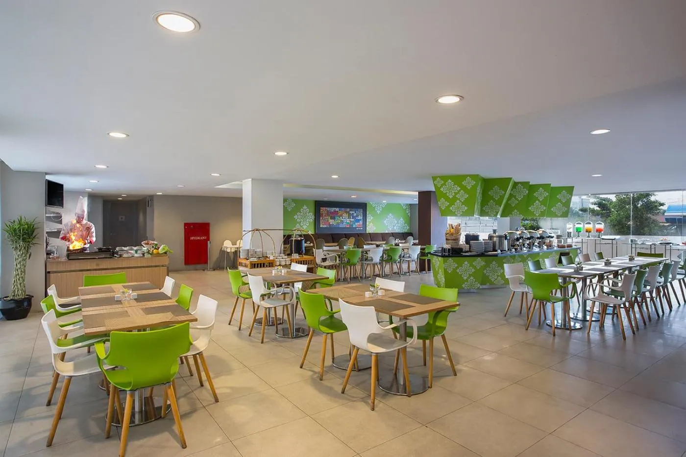 Restaurant/places to eat in KHAS Pekanbaru Hotel