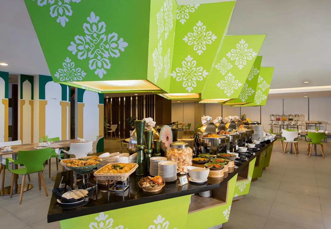 Restaurant/places to eat in KHAS Pekanbaru Hotel