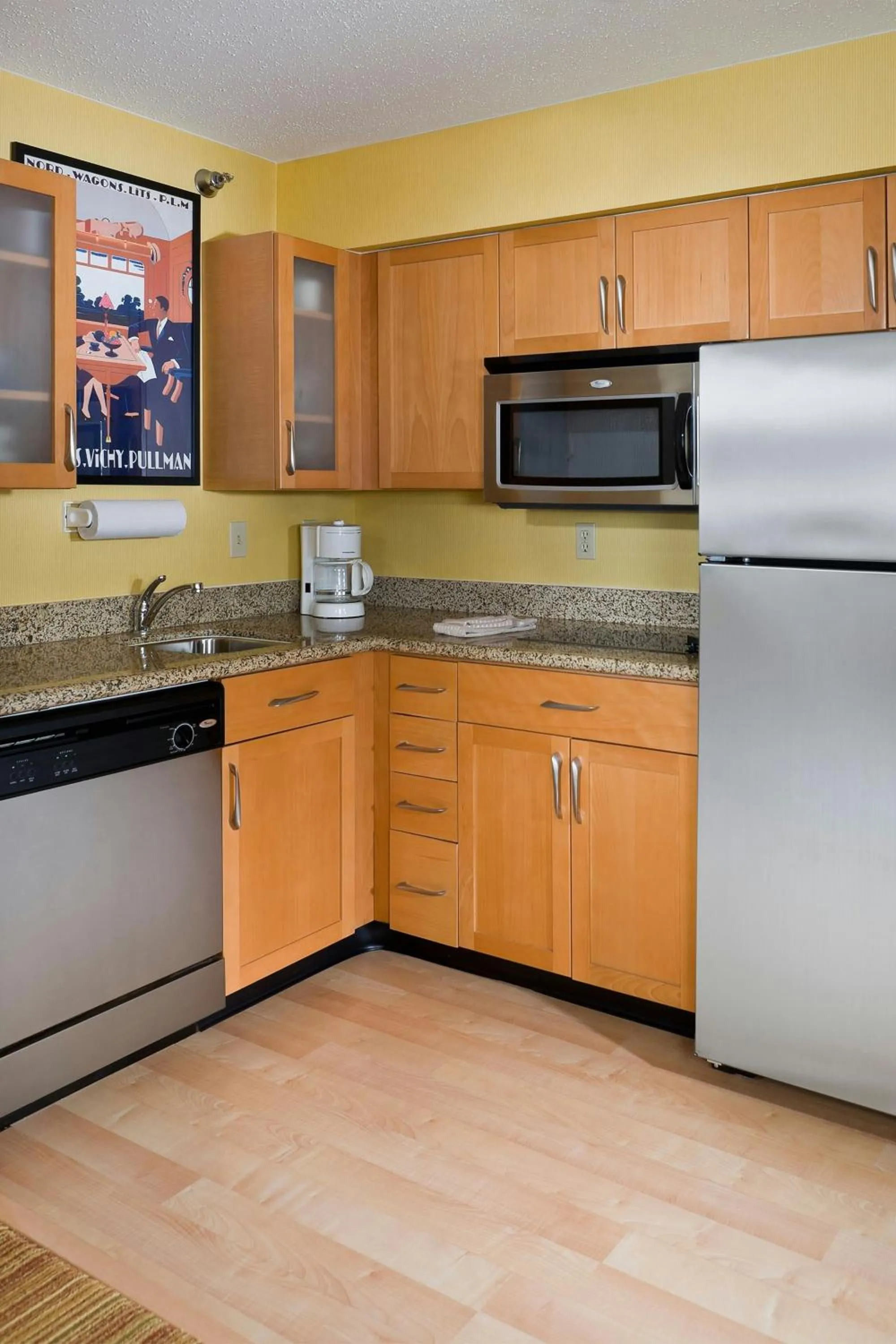 Kitchen or kitchenette in Residence Inn by Marriott Peoria