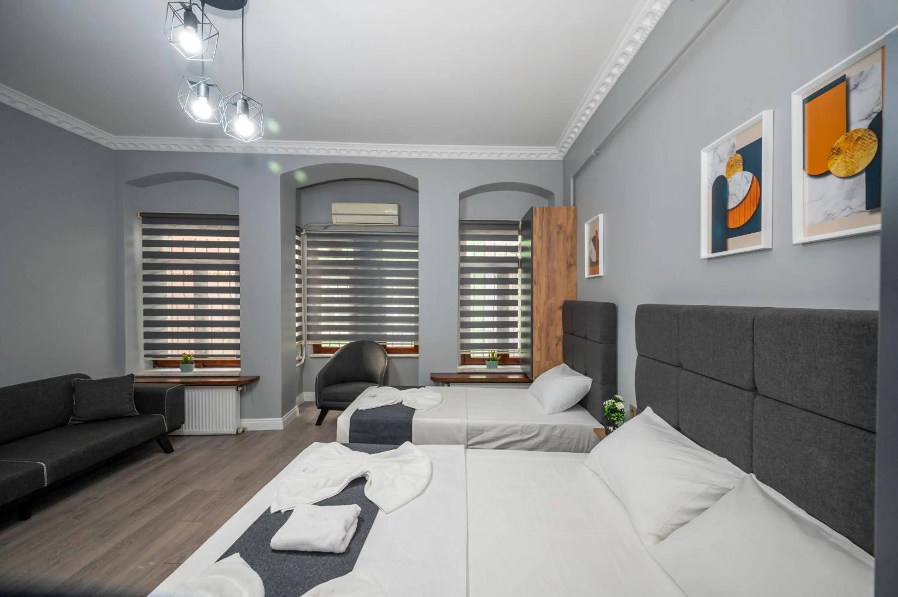 Massage, Bed in Taxim Trend Apart