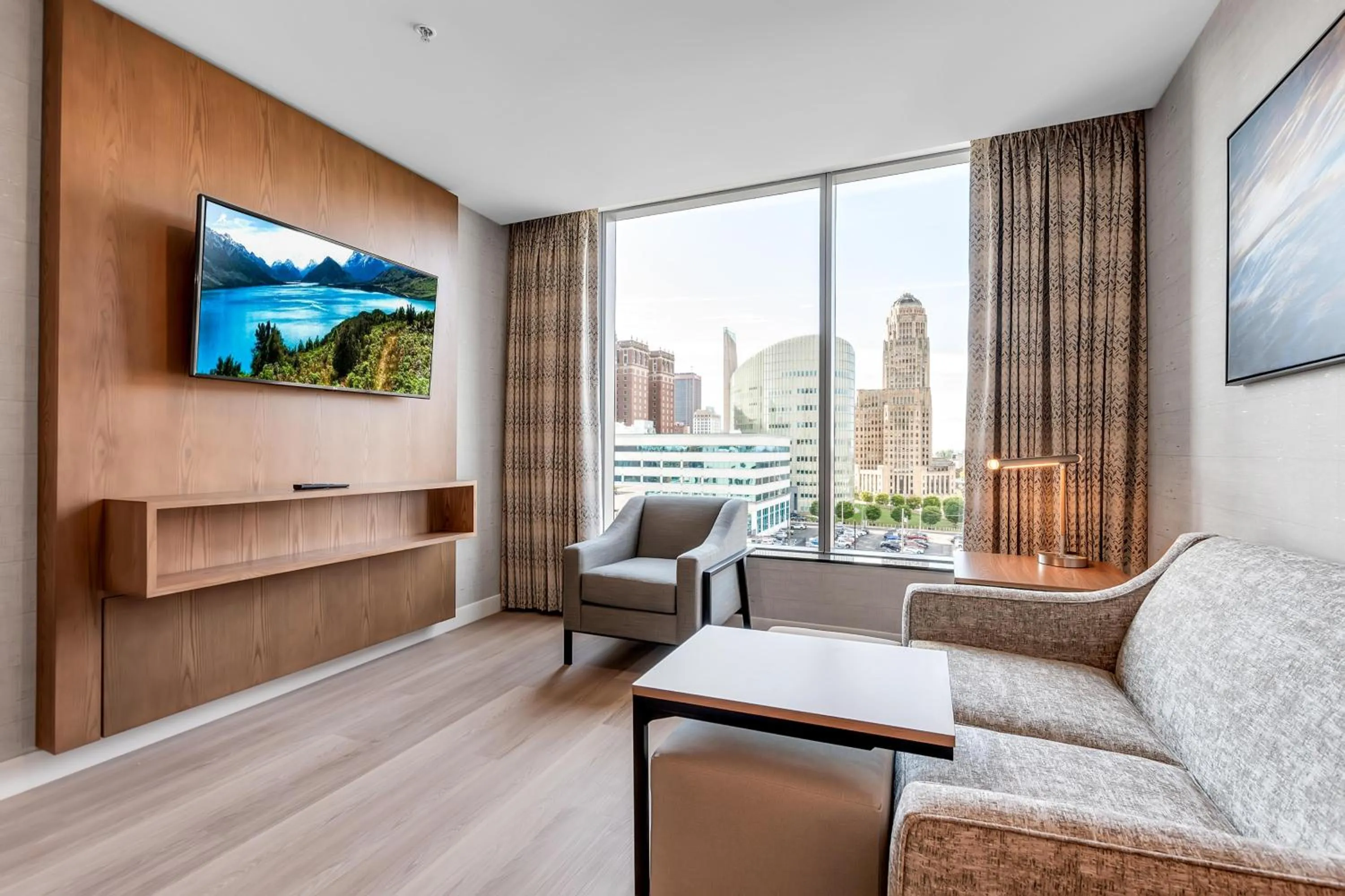 Living room in Embassy Suites Buffalo