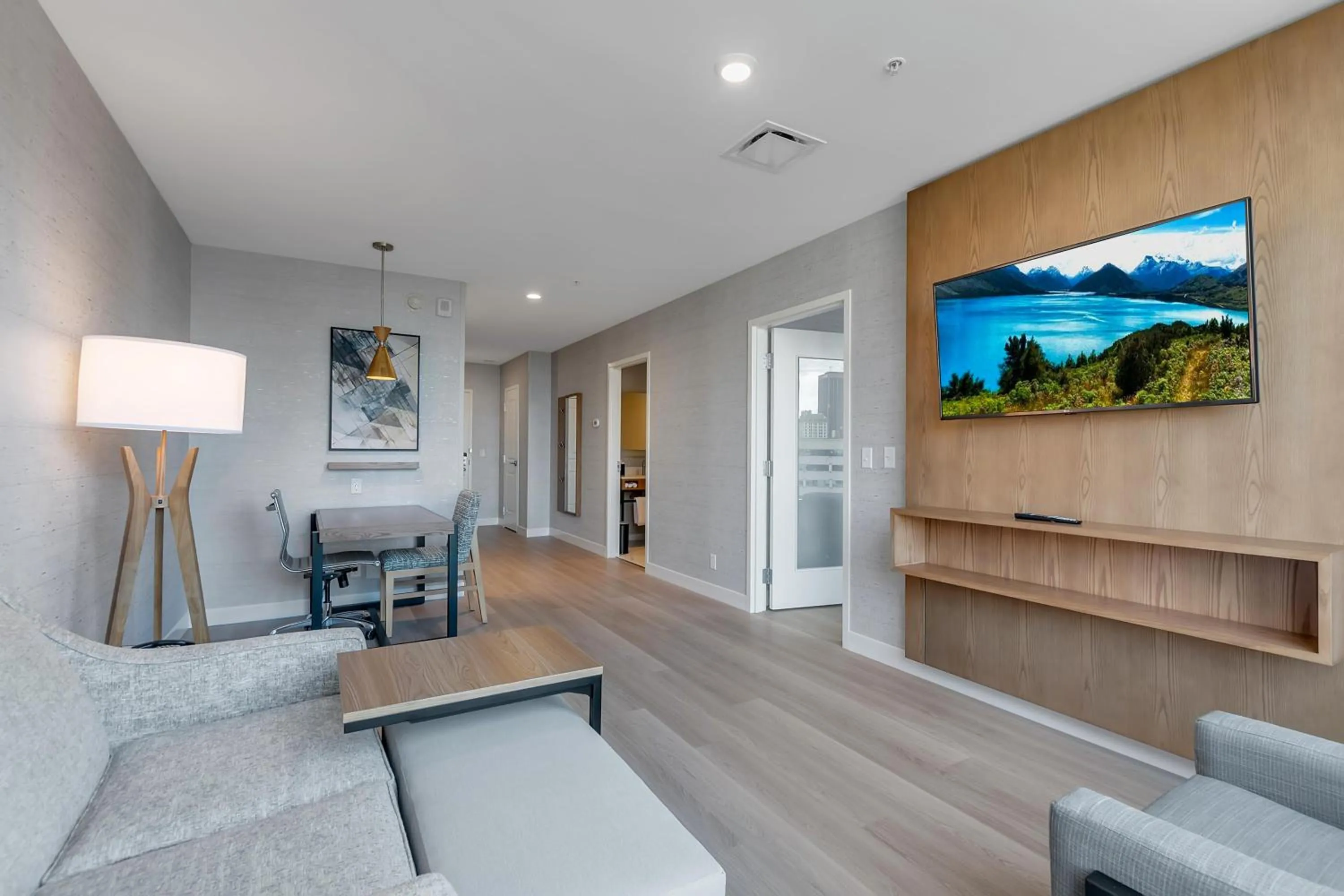 Living room in Embassy Suites Buffalo