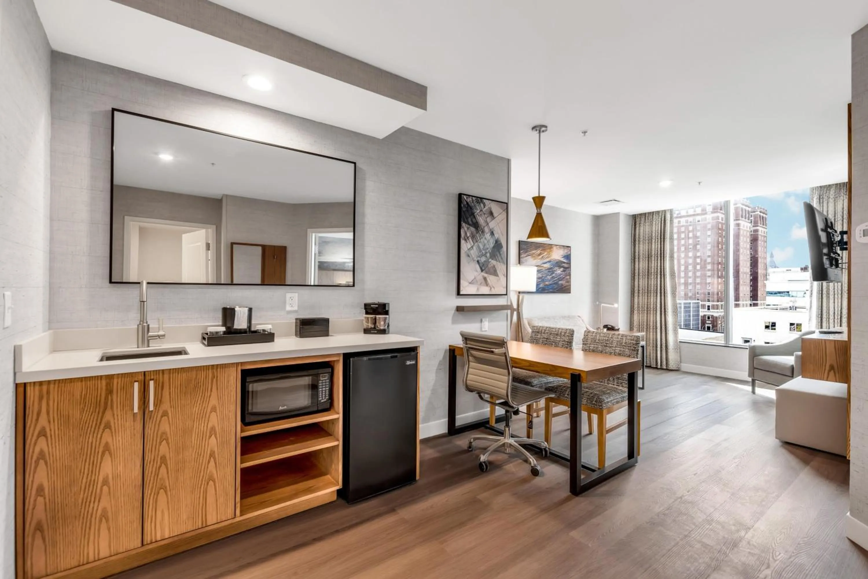 Bedroom in Embassy Suites Buffalo