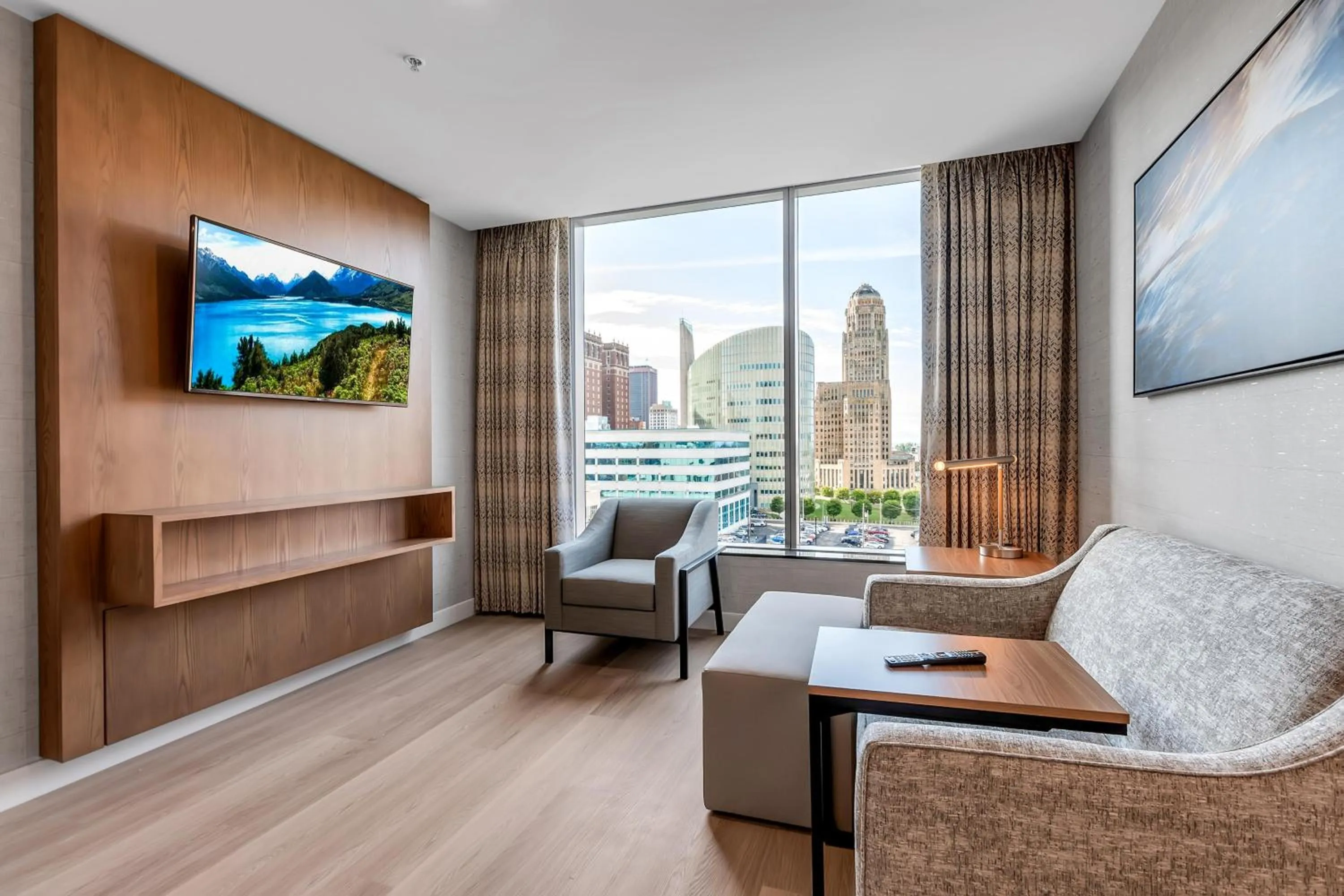 Living room in Embassy Suites Buffalo