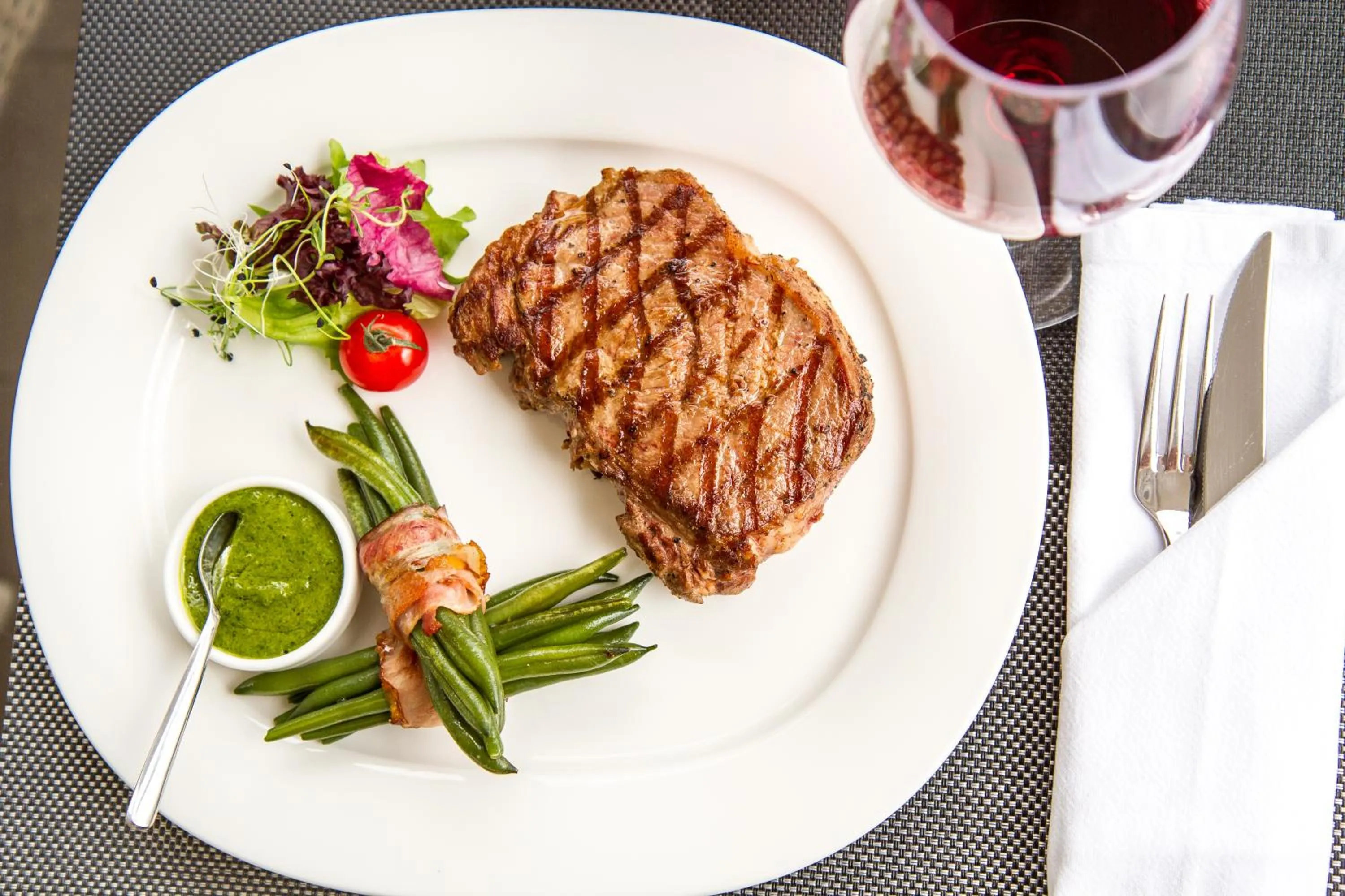 Lunch in City Holiday Resort & SPA