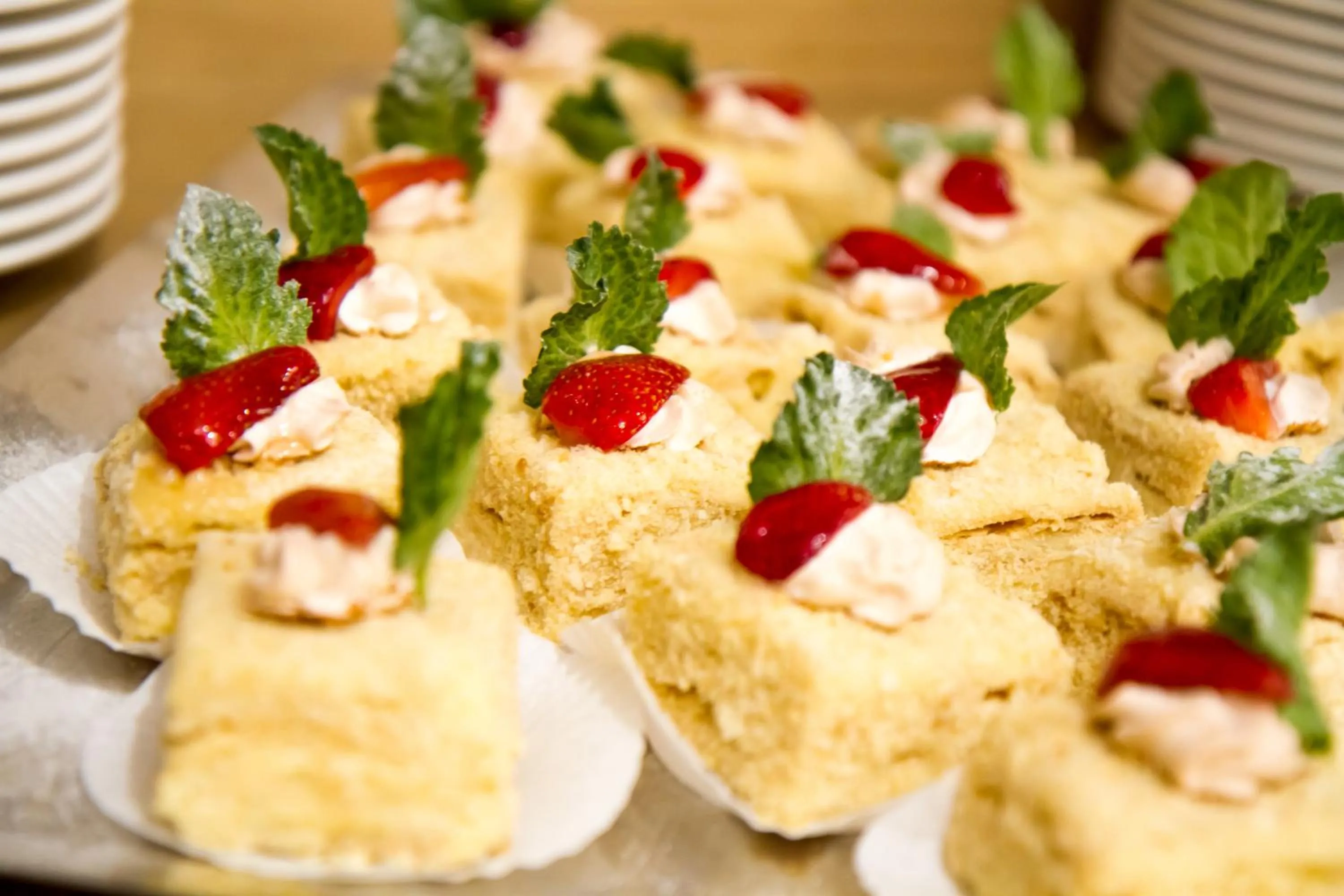 Restaurant/places to eat in City Holiday Resort & SPA