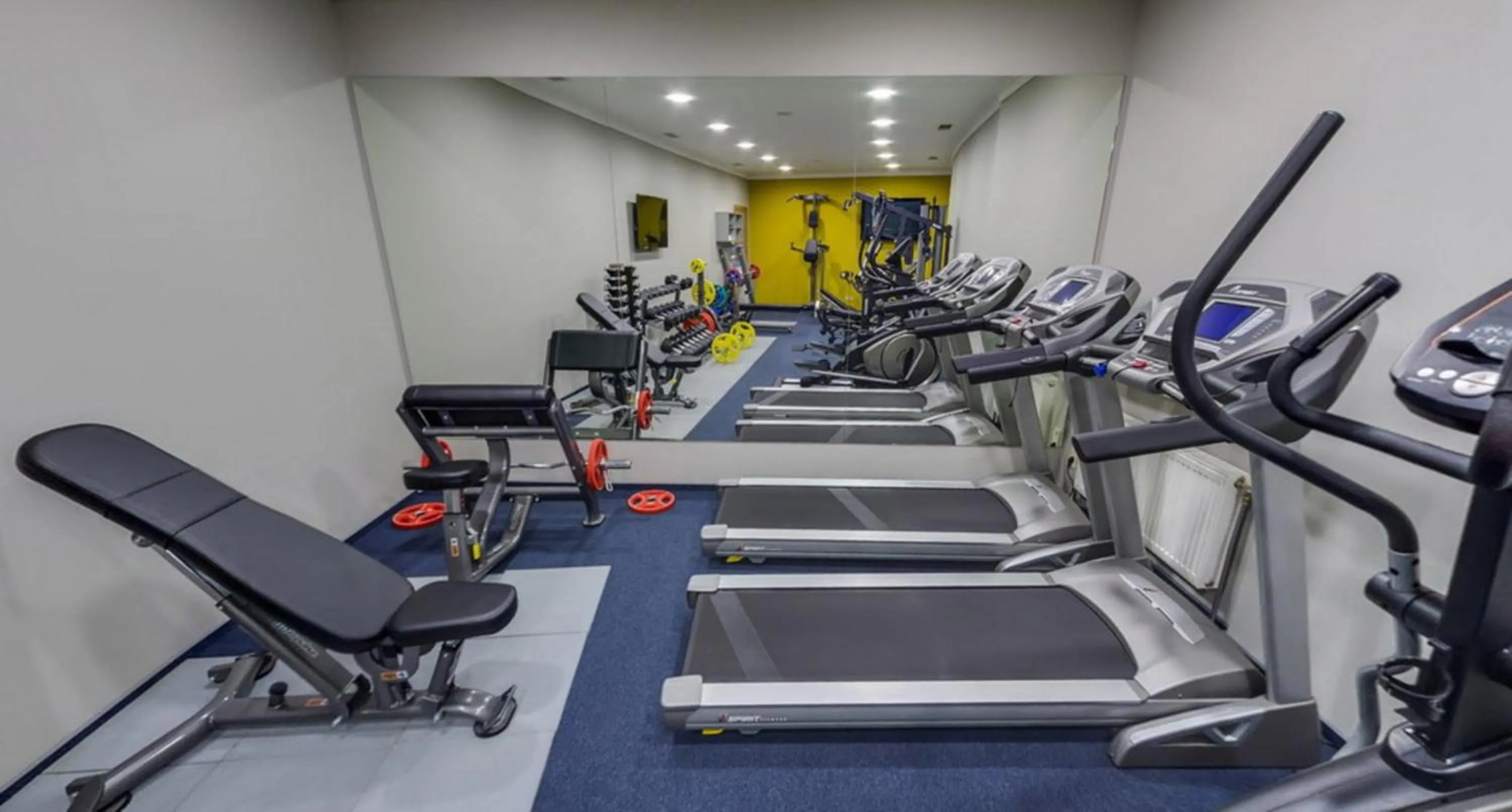 Fitness centre/facilities in City Holiday Resort & SPA