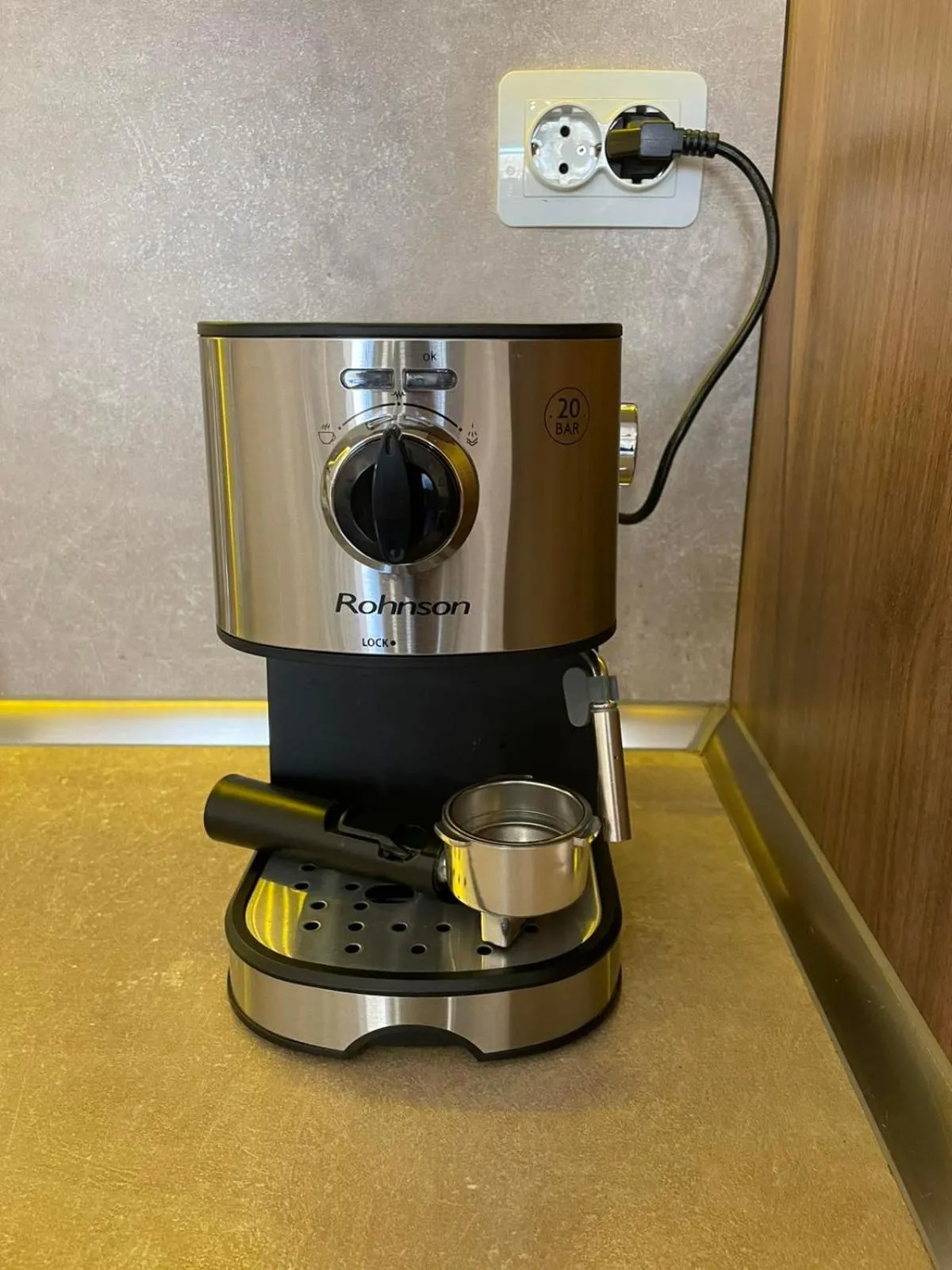 Coffee/tea facilities in Domus Apartments Old Town with Garage