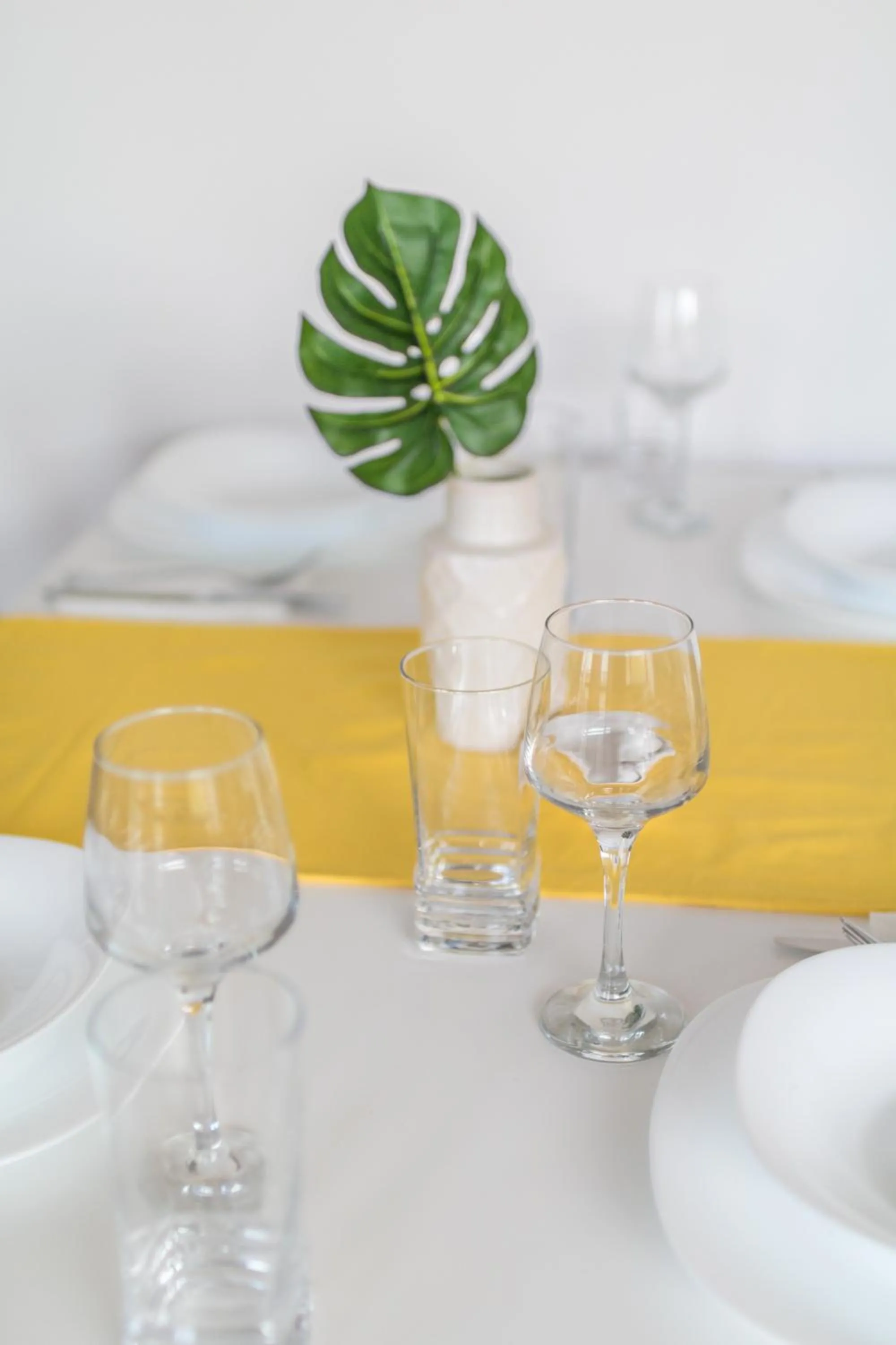 Food and drinks in Domus Apartments Old Town with Garage