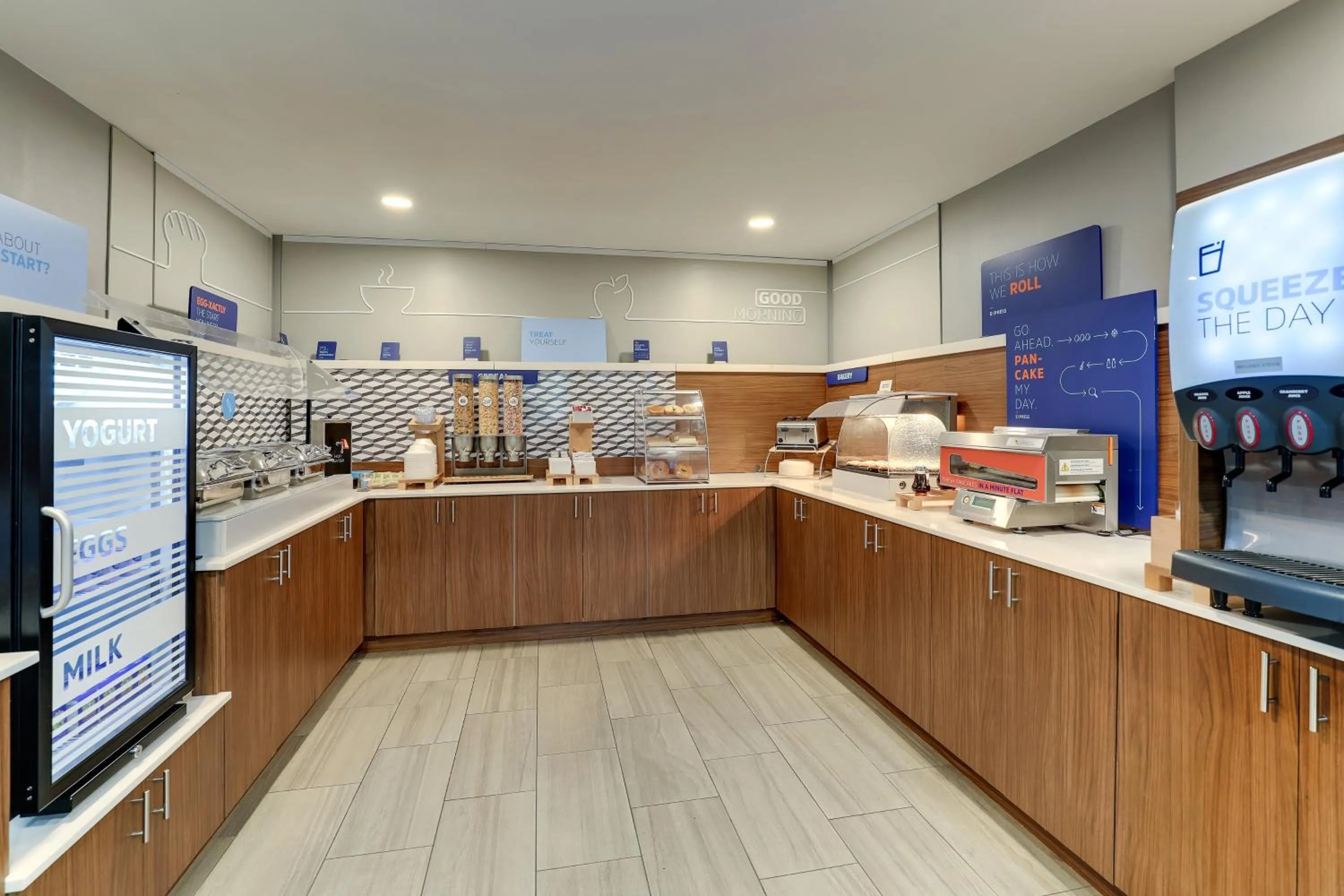 Breakfast in Holiday Inn Express Hotel & Suites Richmond by IHG