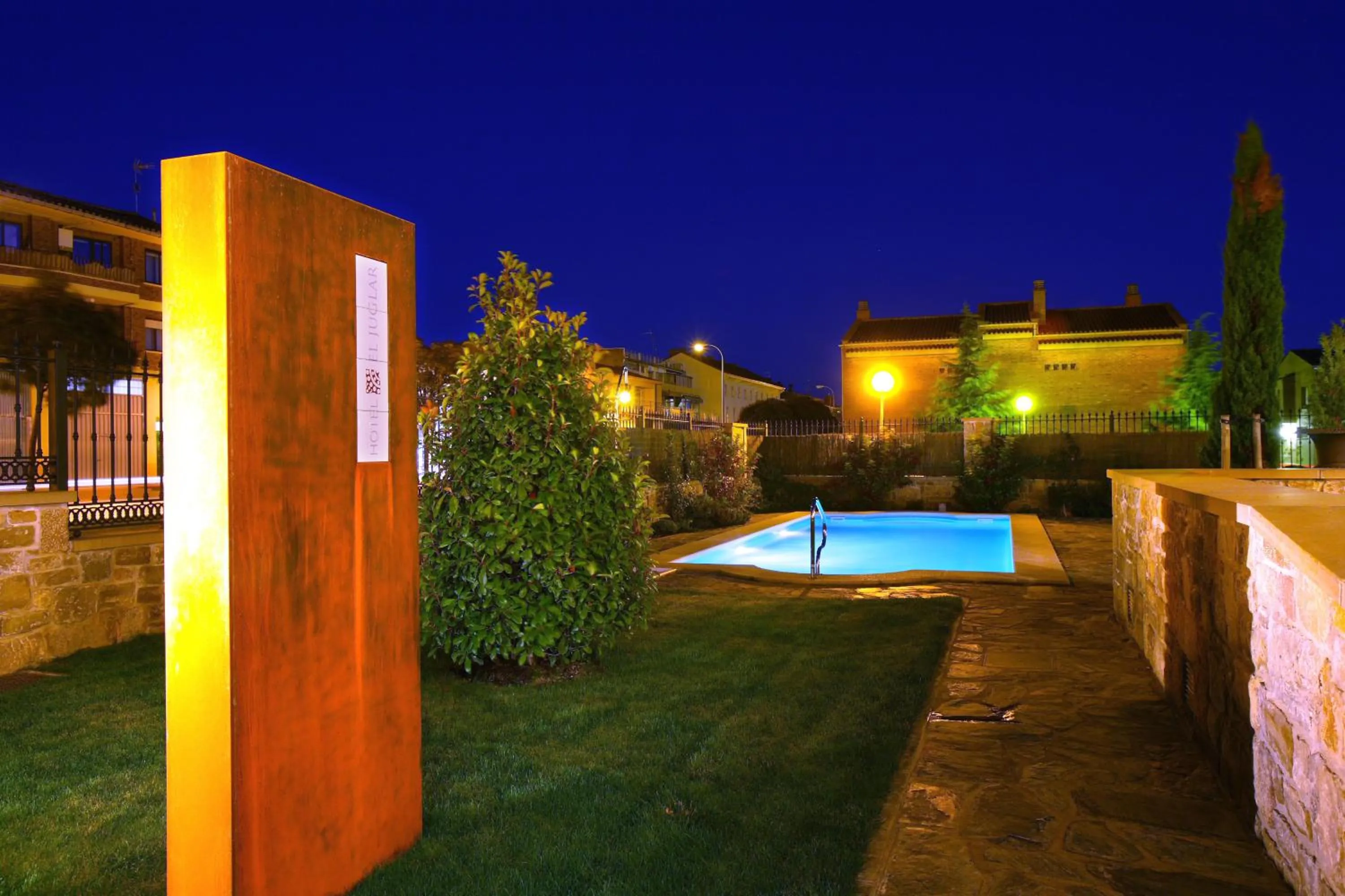 Night in Hotel El Juglar