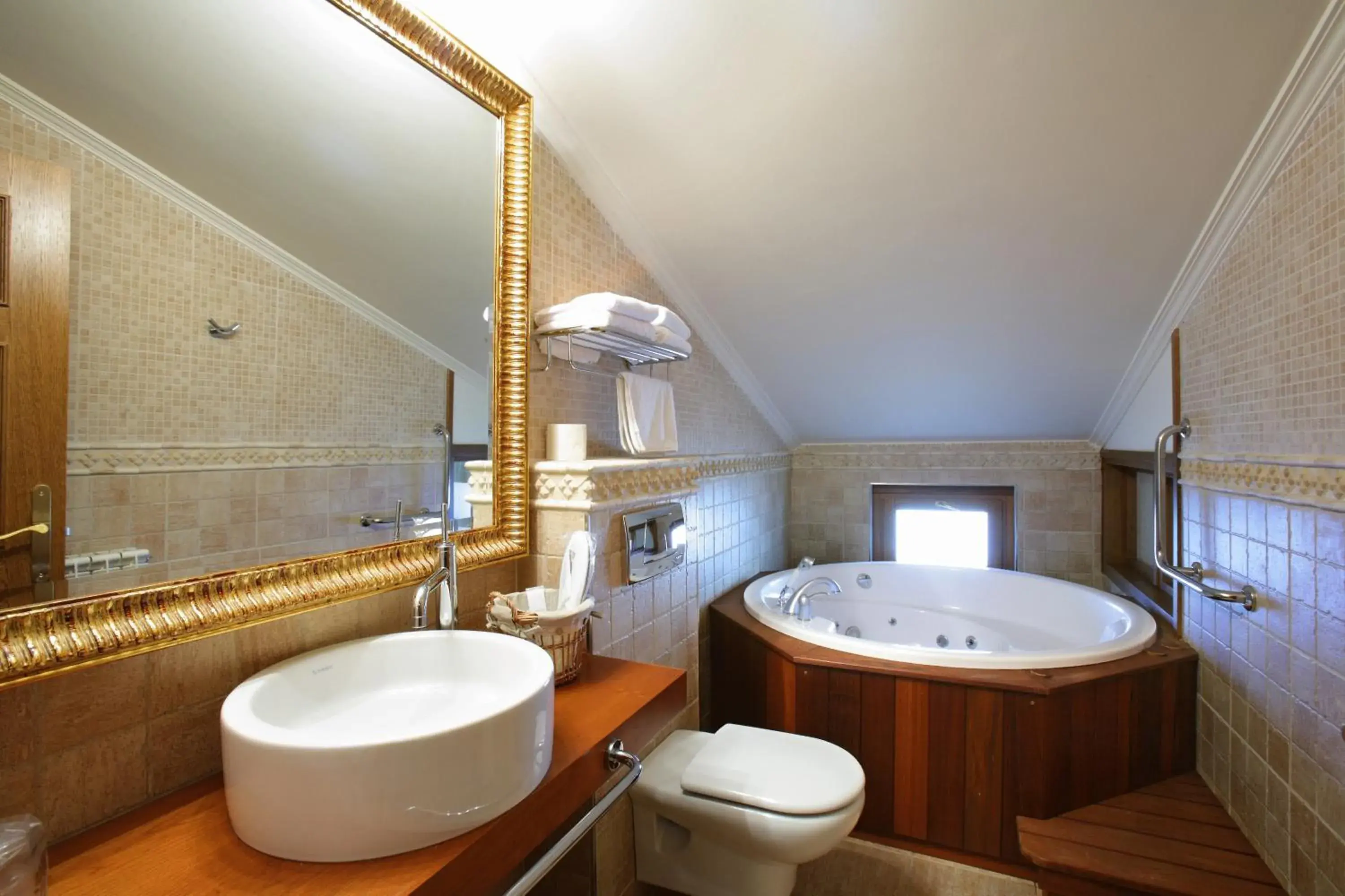 Spa and wellness centre/facilities in Hotel El Juglar Spa and wellness centre/facilities in Hotel El Juglar