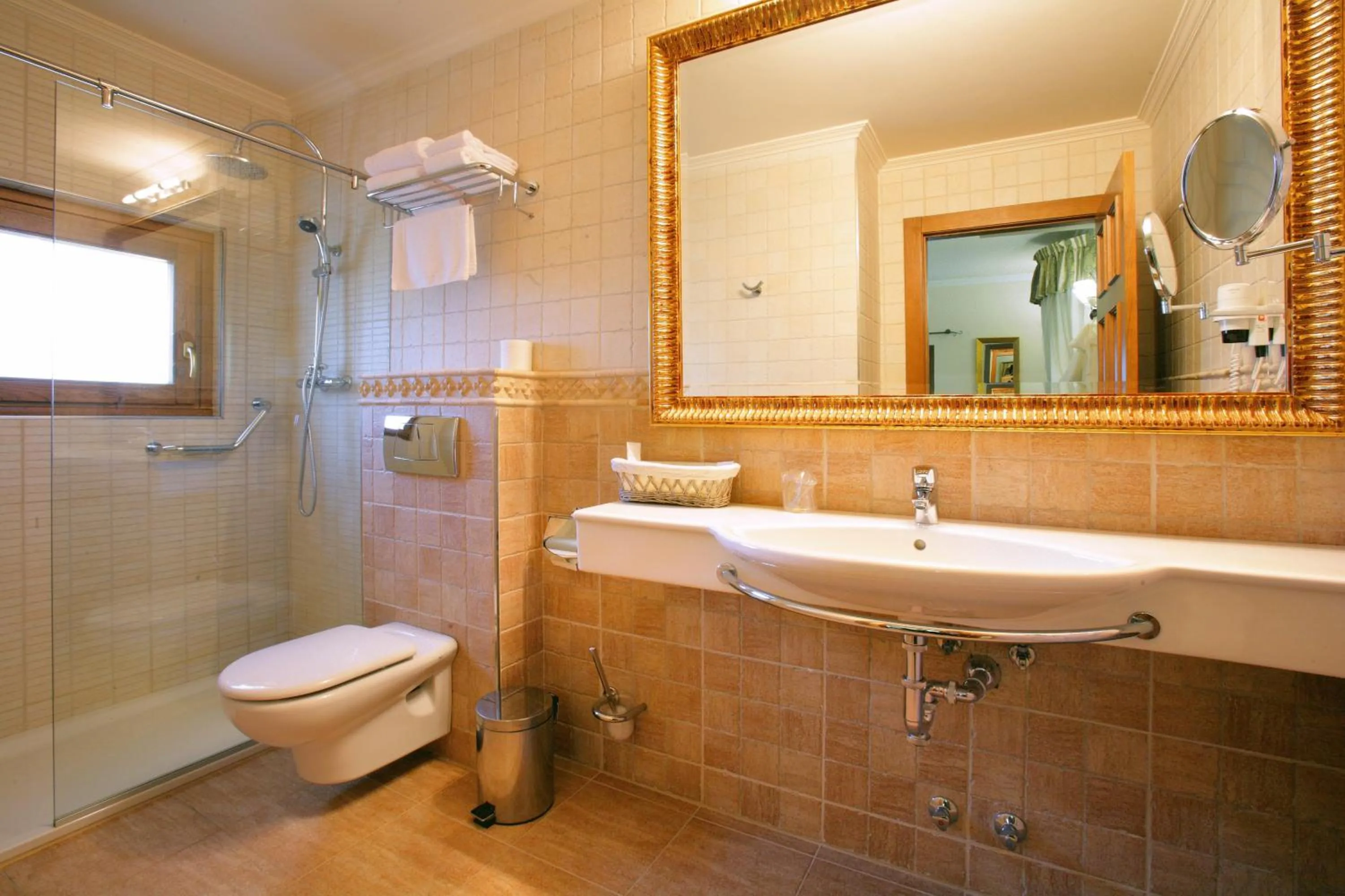 Bathroom in Hotel El Juglar