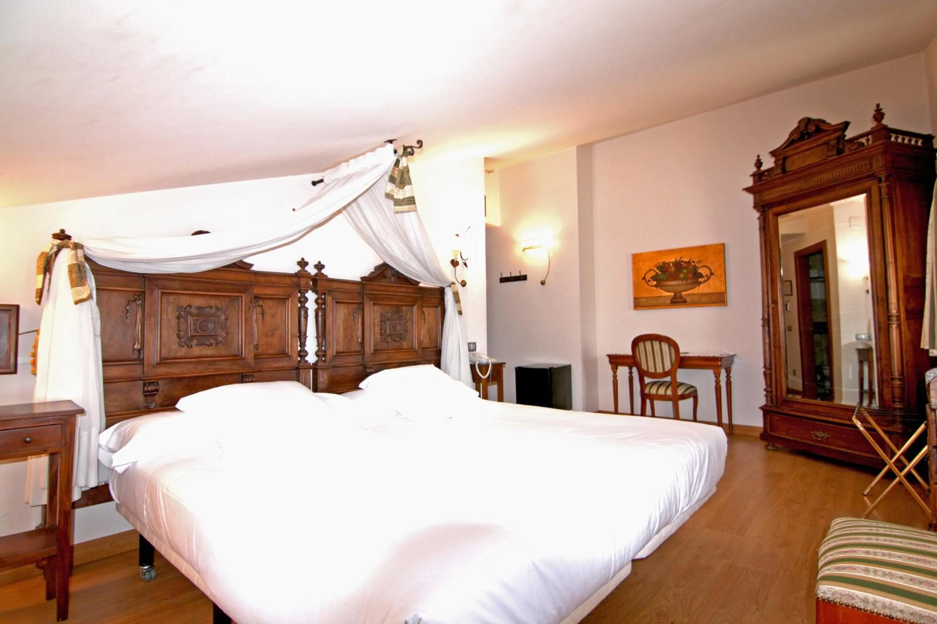 Bed in Hotel El Juglar