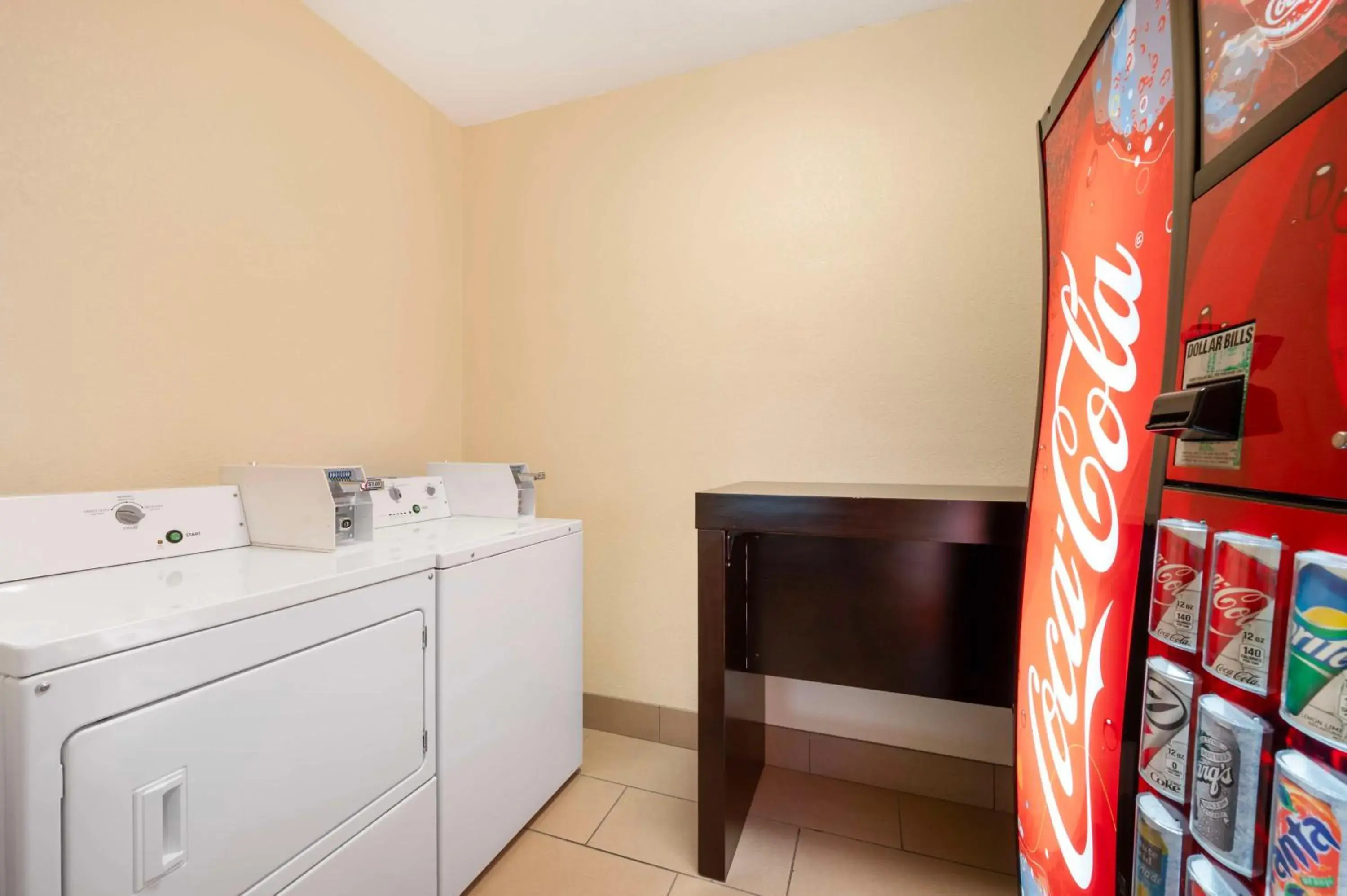 Property building in Best Western Kokomo Hotel Property building in Best Western Kokomo Hotel