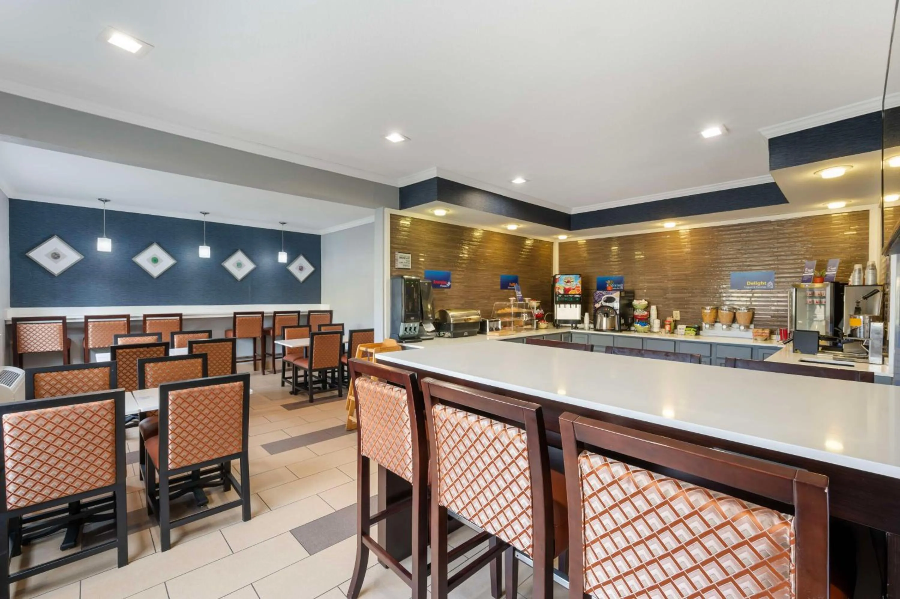 Breakfast in Best Western Kokomo Hotel