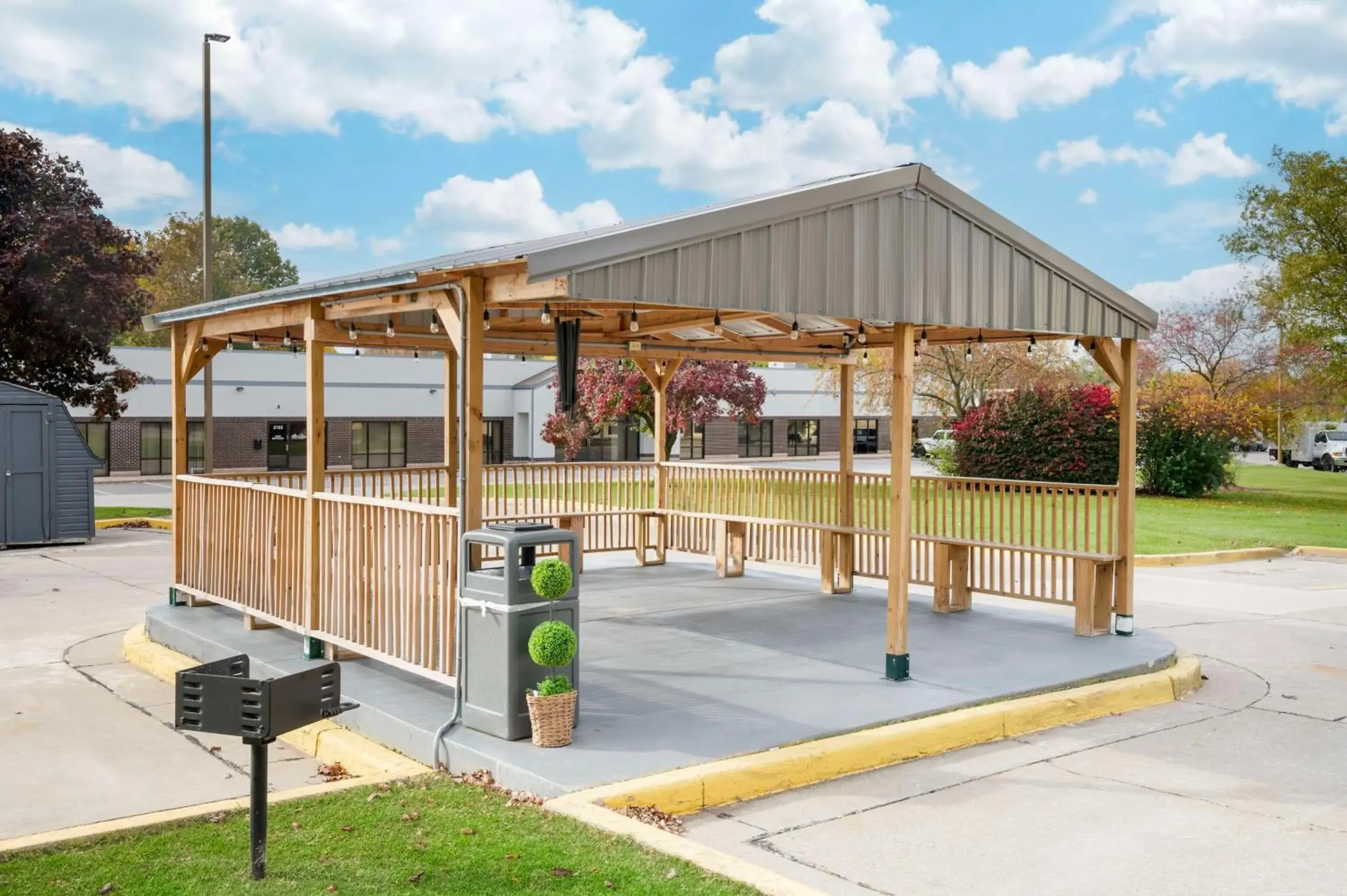 Property building in Best Western Kokomo Hotel Property building in Best Western Kokomo Hotel