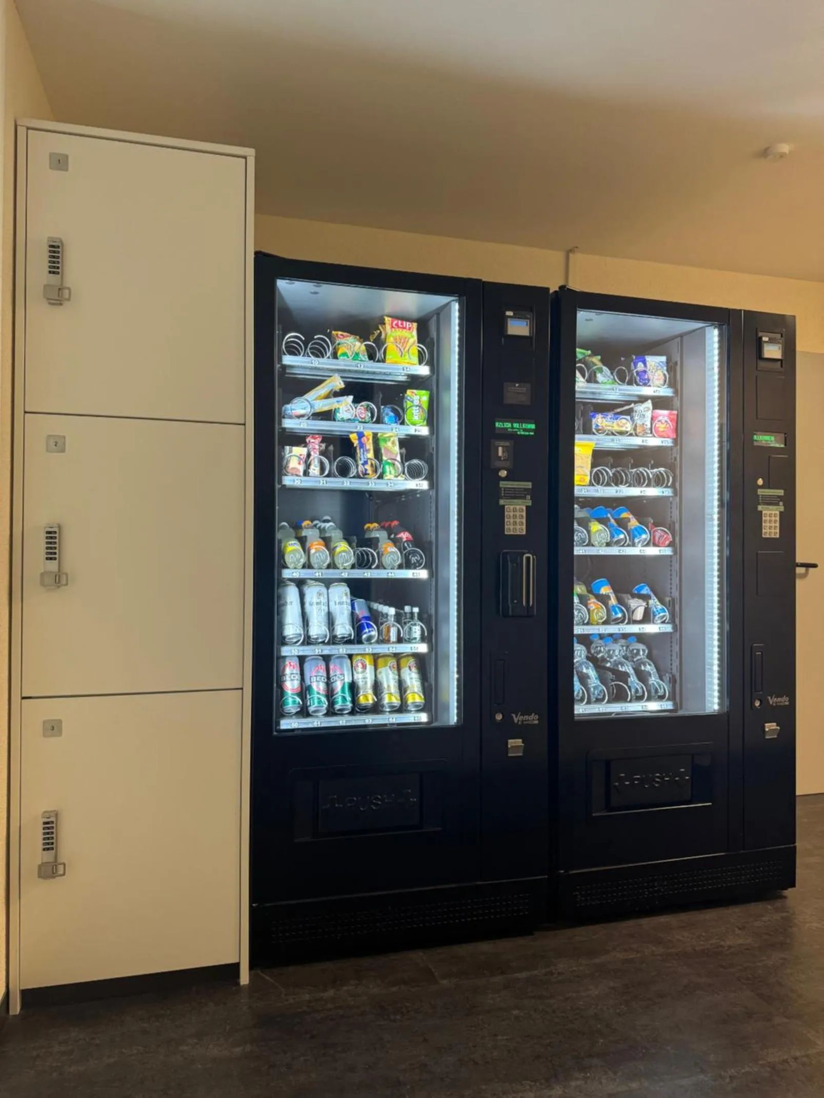 vending machine in Hotel Capitol Zentrum - 24h -