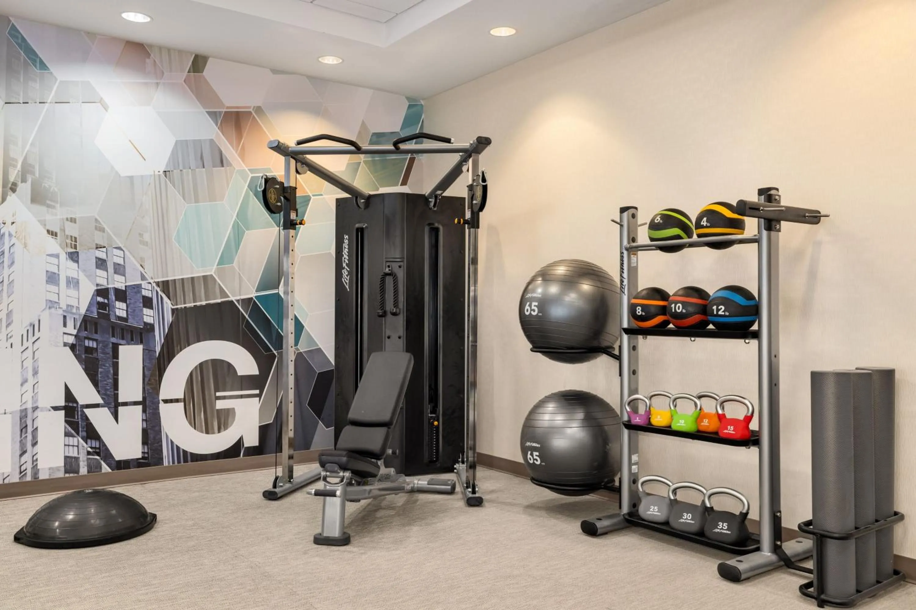 Fitness centre/facilities in SpringHill Suites By Marriott Columbia Fort Meade Area