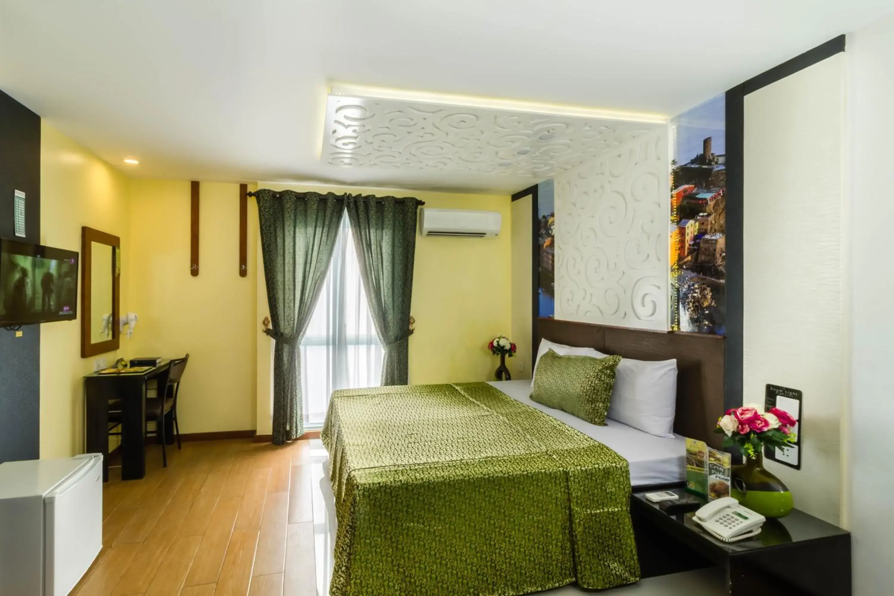 Bedroom in Eurotel Vivaldi Araneta Bedroom in Eurotel Vivaldi Araneta