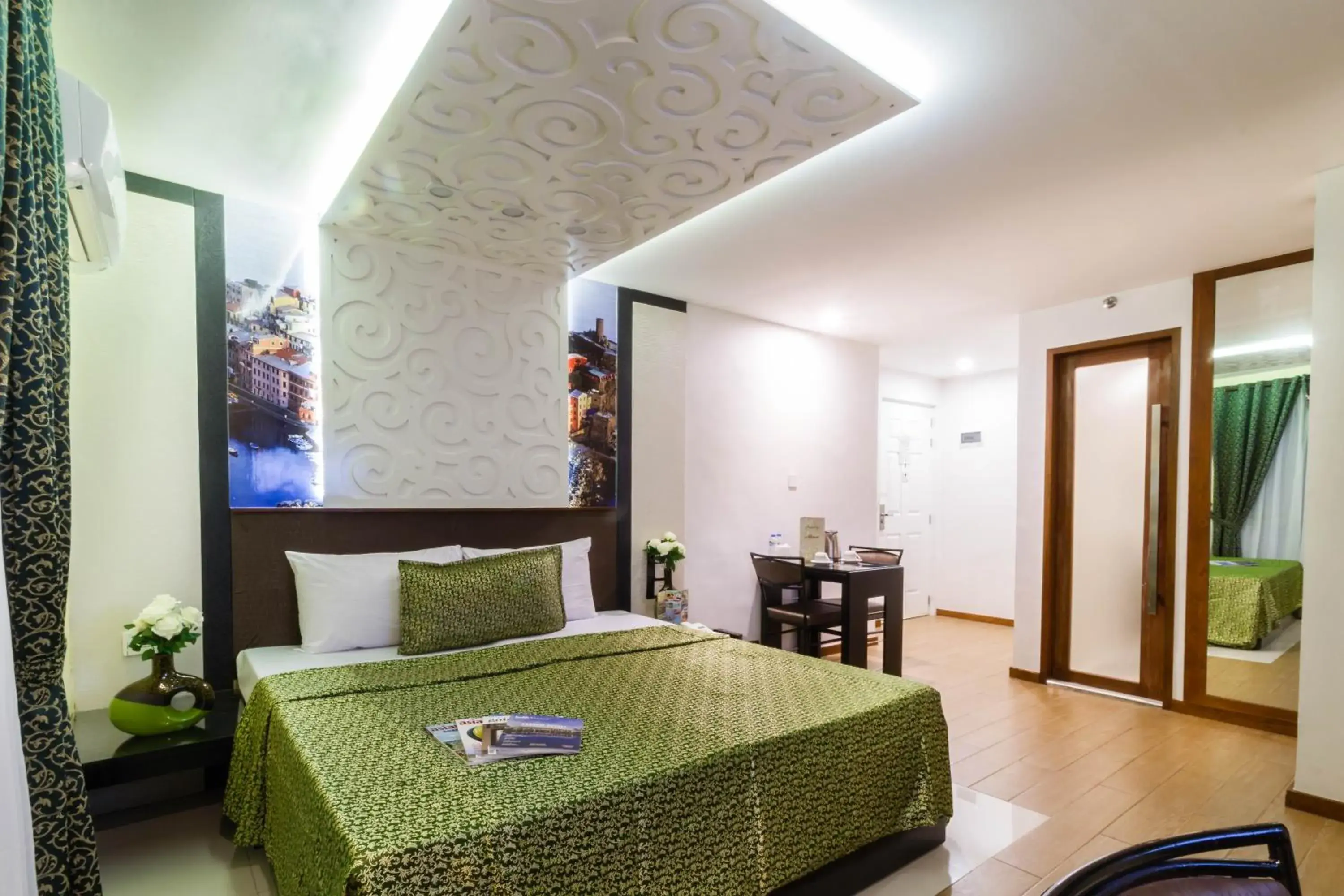 Bedroom in Eurotel Vivaldi Araneta Bedroom in Eurotel Vivaldi Araneta