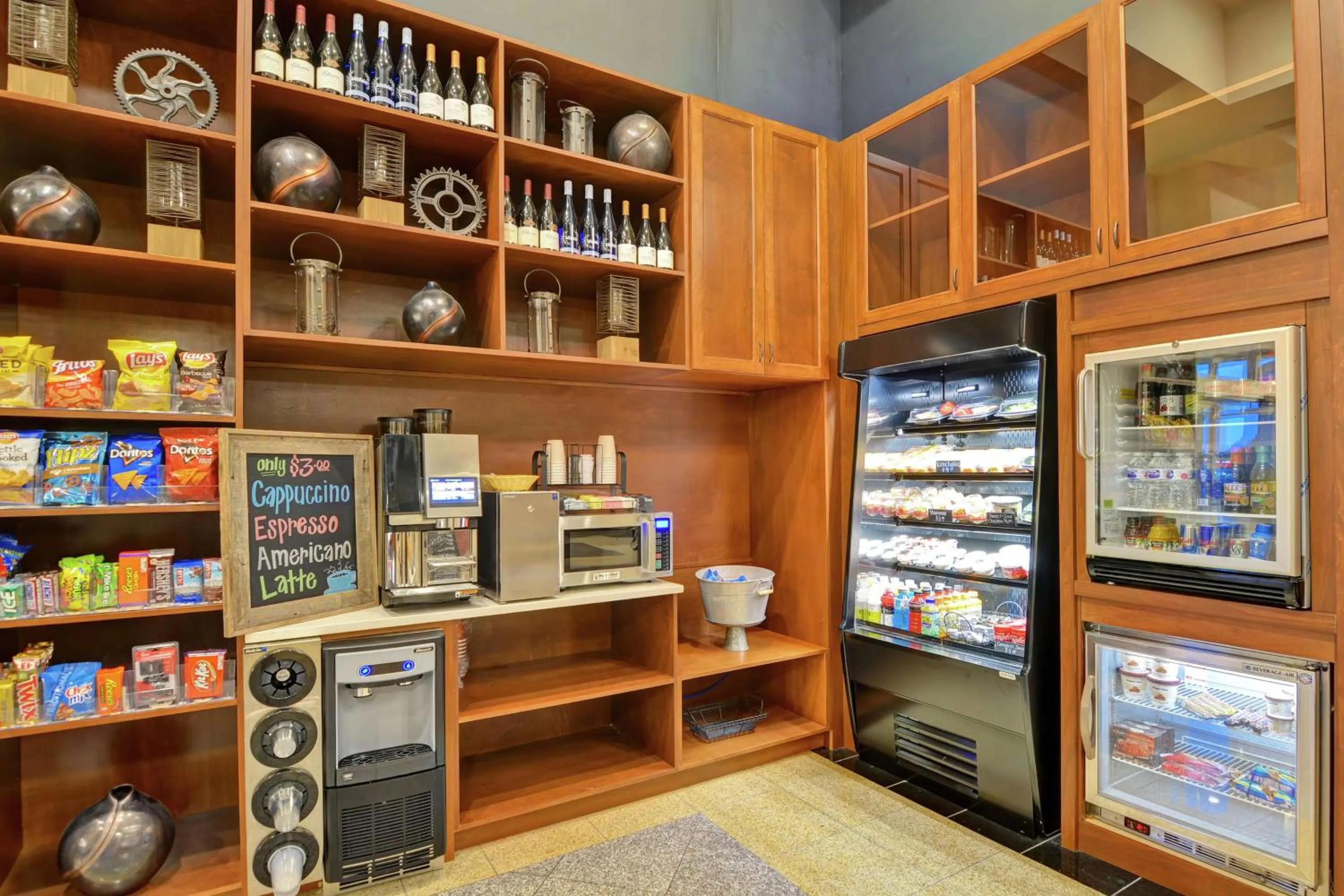 Restaurant/places to eat in DoubleTree by Hilton Hattiesburg, MS