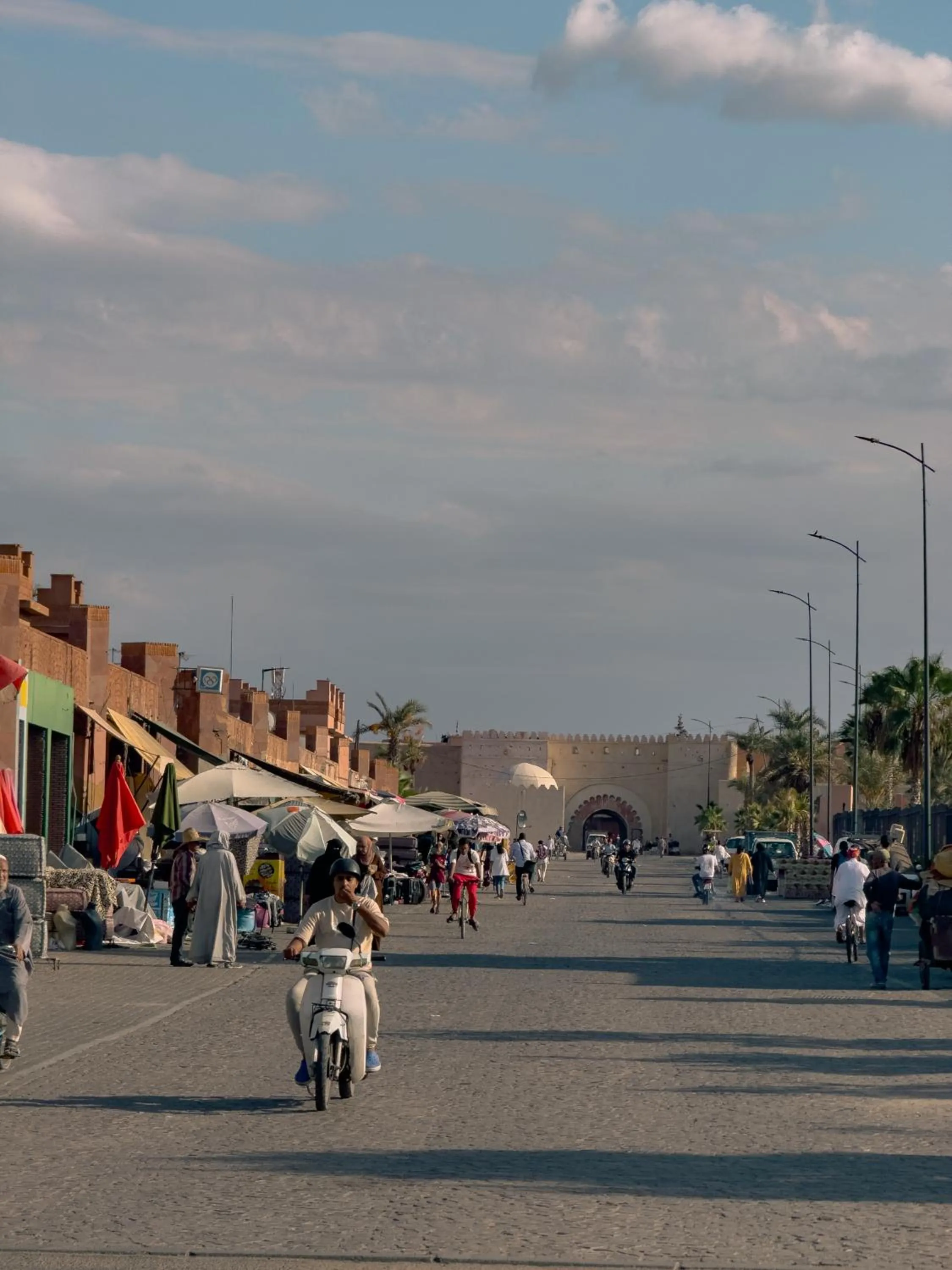 Staff in Riad Lapis-lazuli