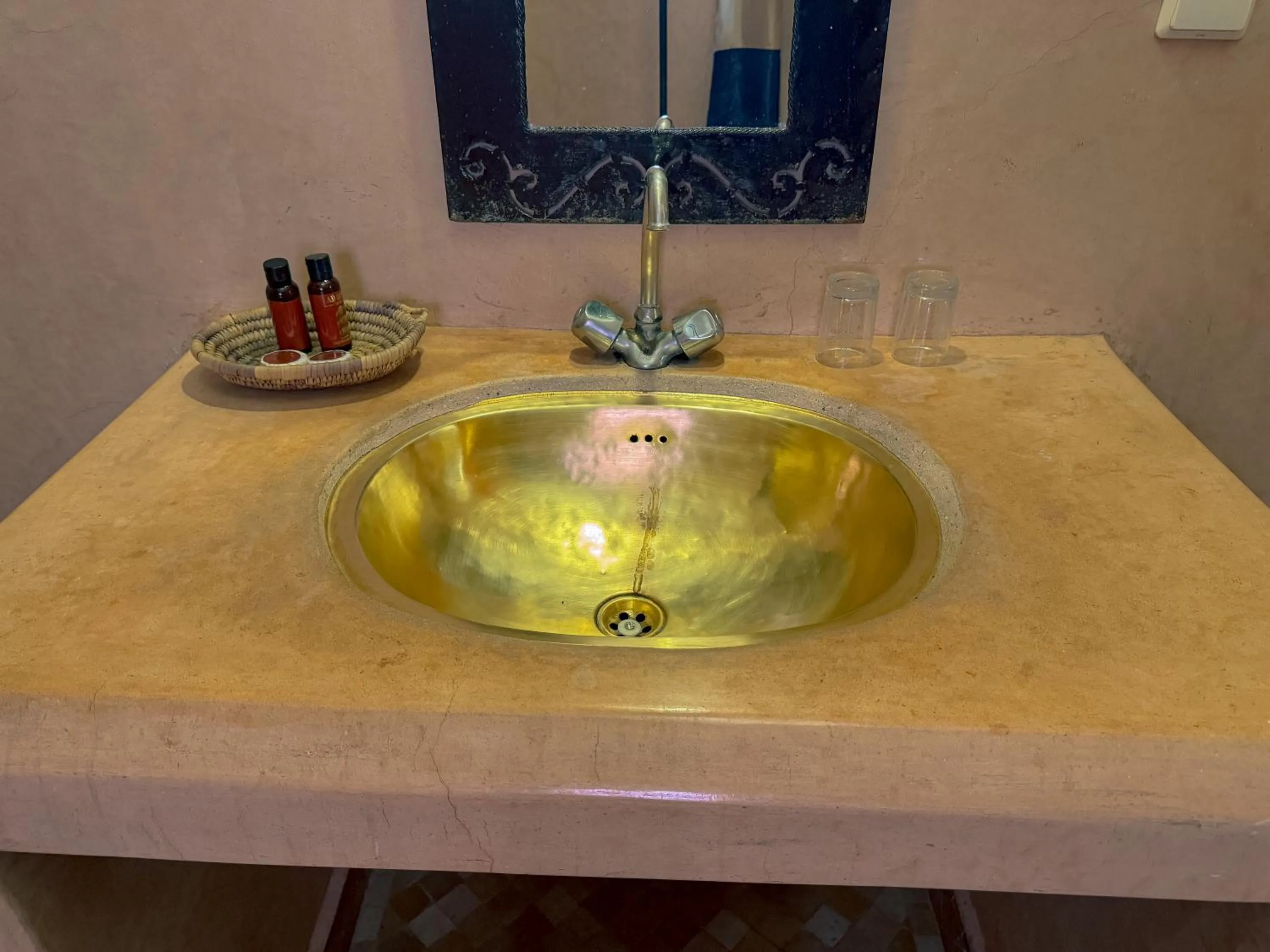 Bathroom in Riad Lapis-lazuli