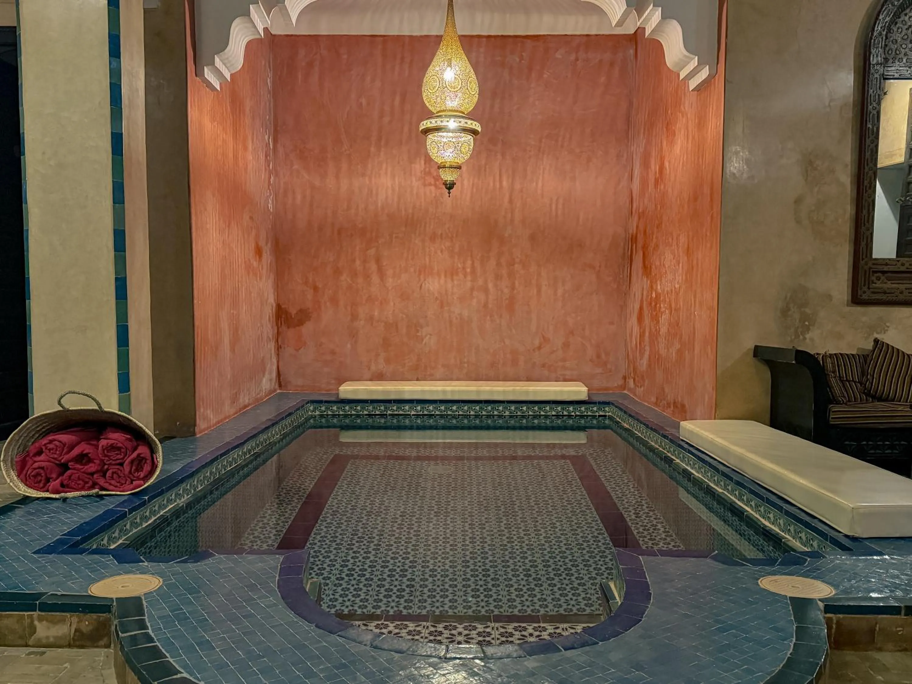 Swimming pool in Riad Lapis-lazuli