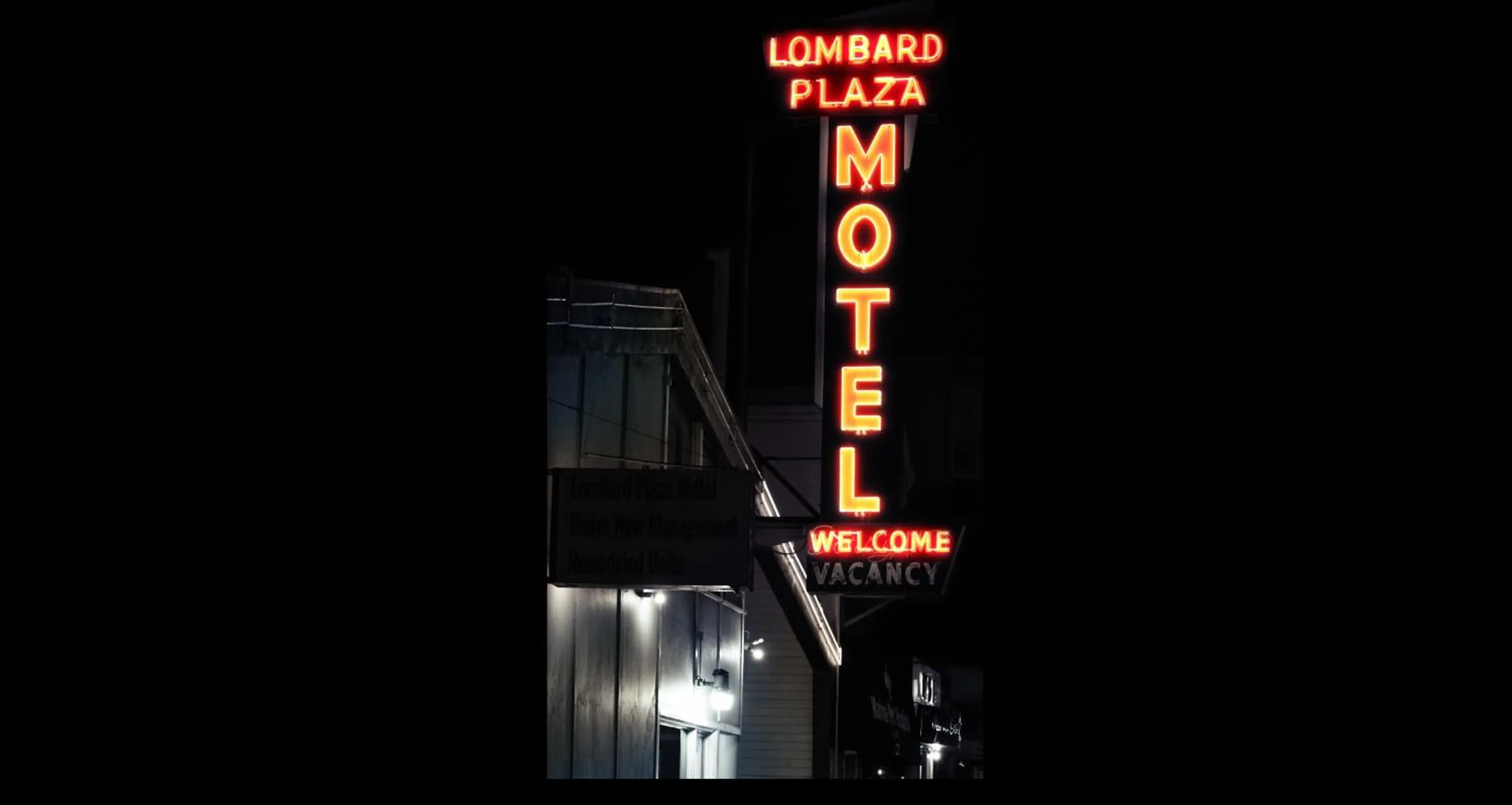 Night in Lombard Plaza Motel