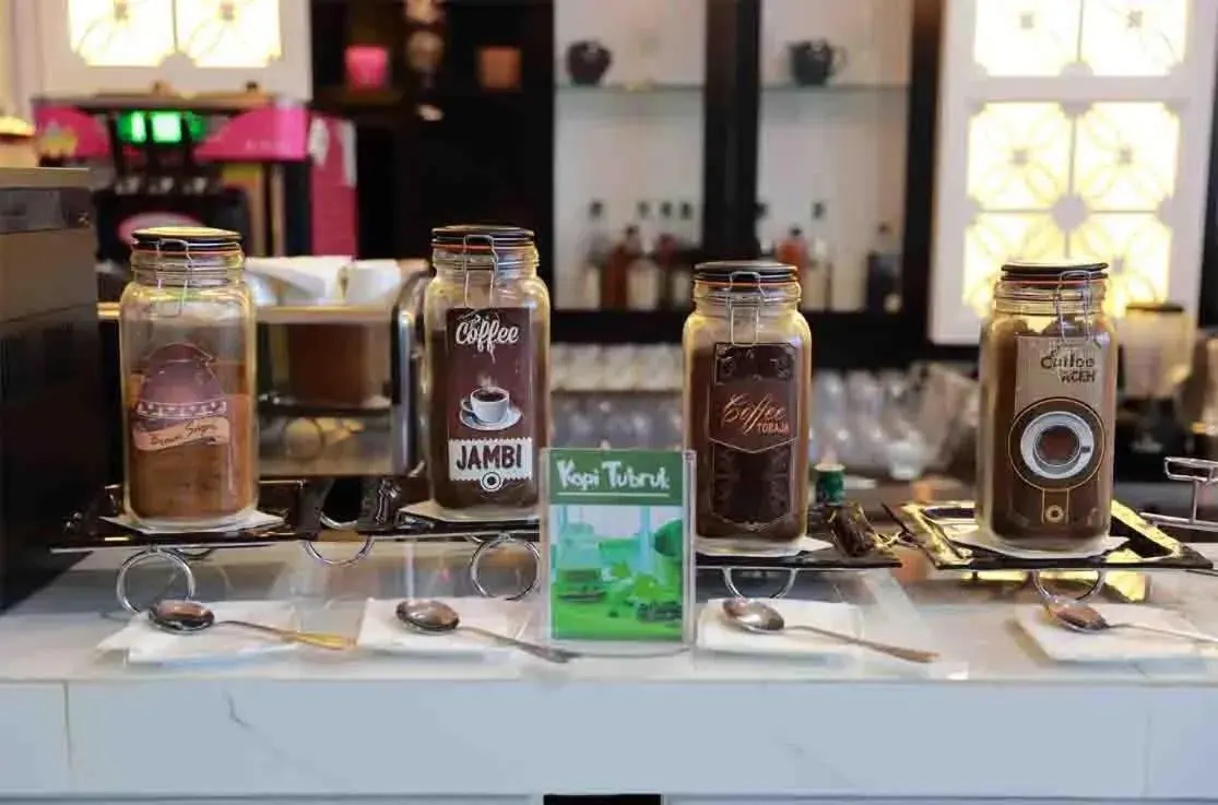 Buffet breakfast in Odua Weston Jambi Buffet breakfast in Odua Weston Jambi